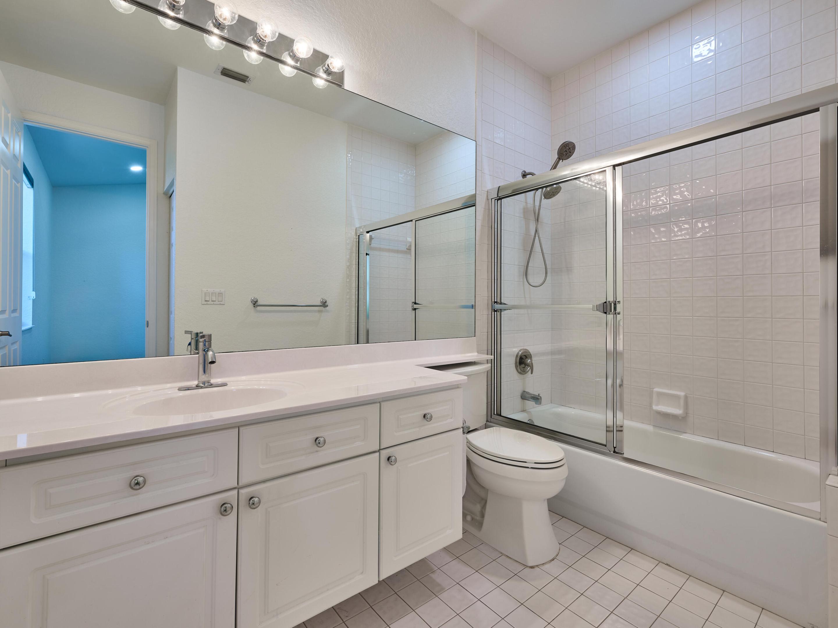 10854 Fairmont Village Drive