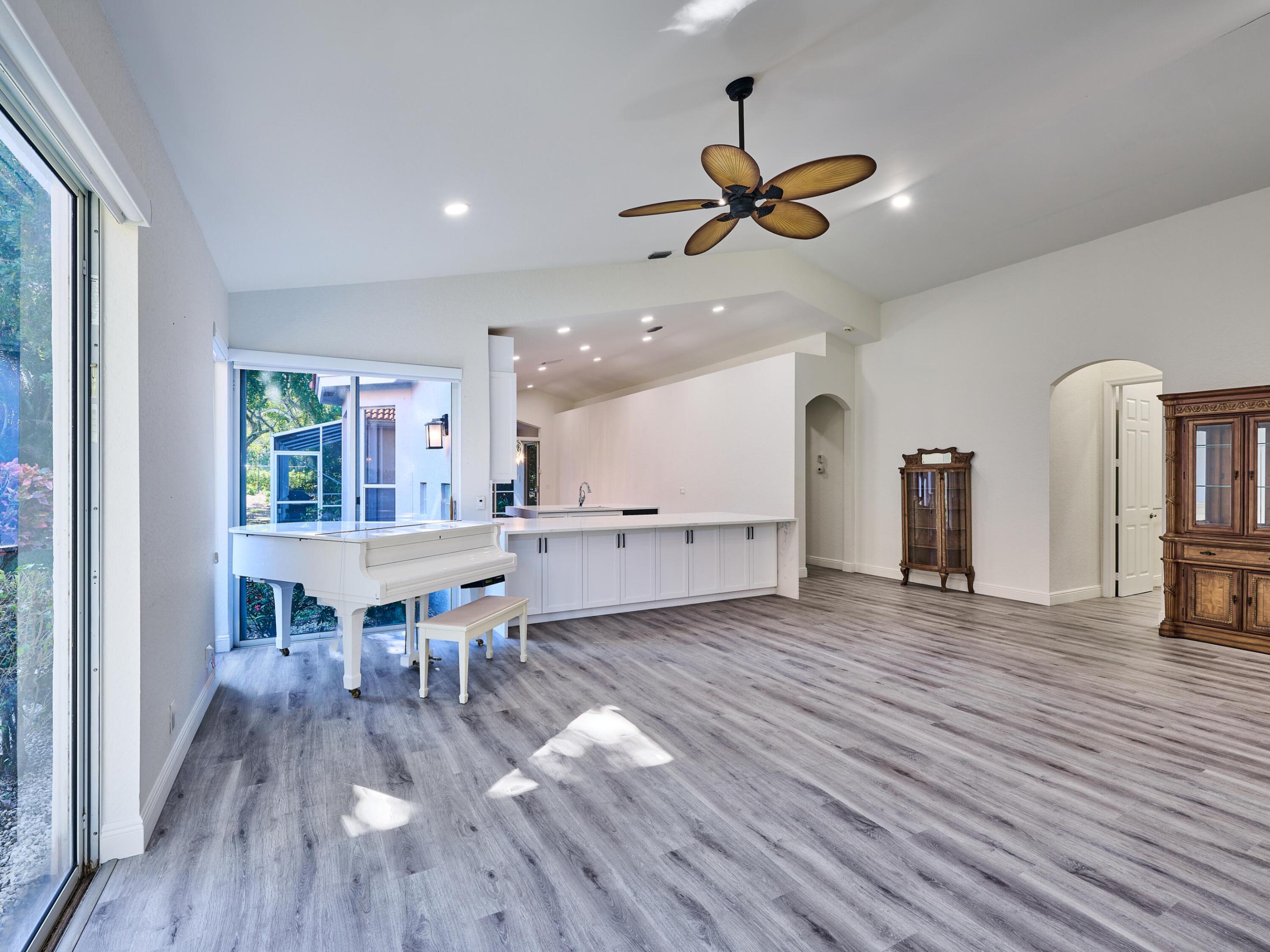 10854 Fairmont Village Drive