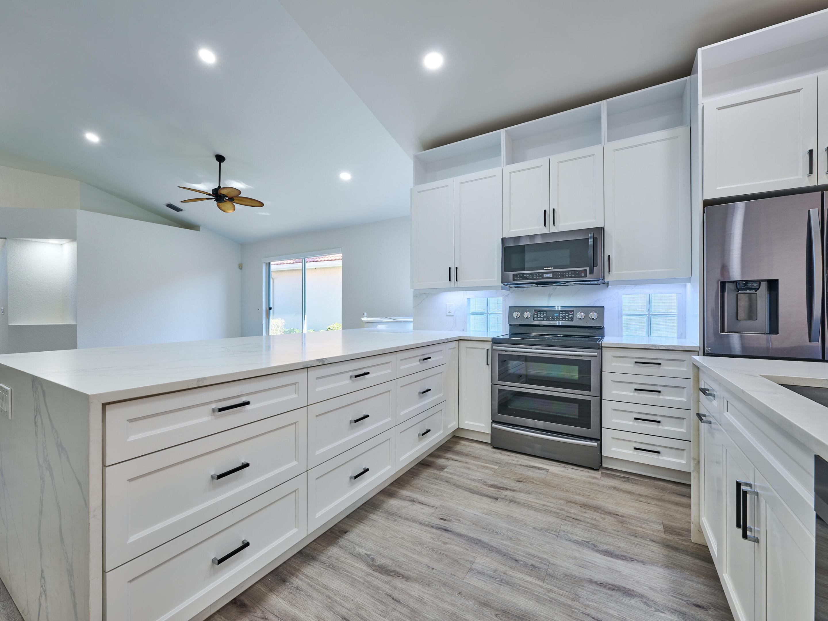 10854 Fairmont Village Drive