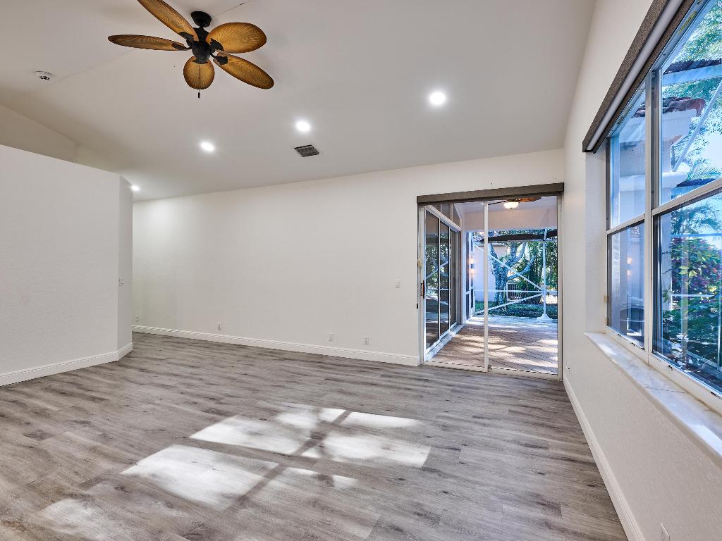 10854 Fairmont Village Drive