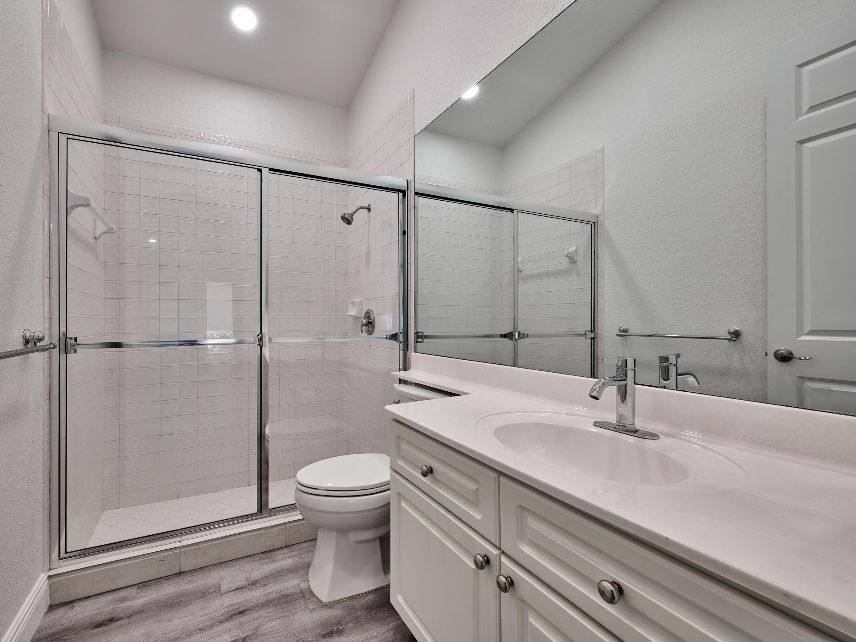 10854 Fairmont Village Drive