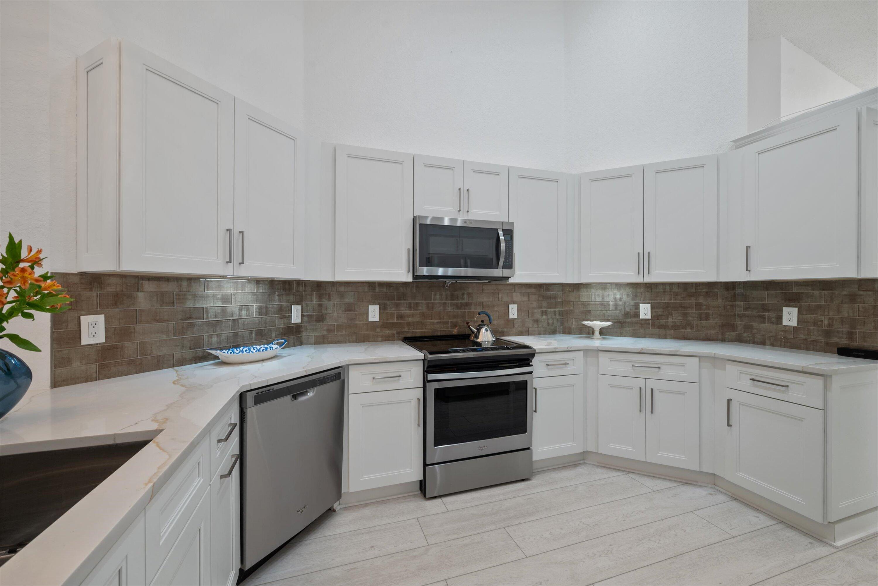 4561 Carlton Golf Drive