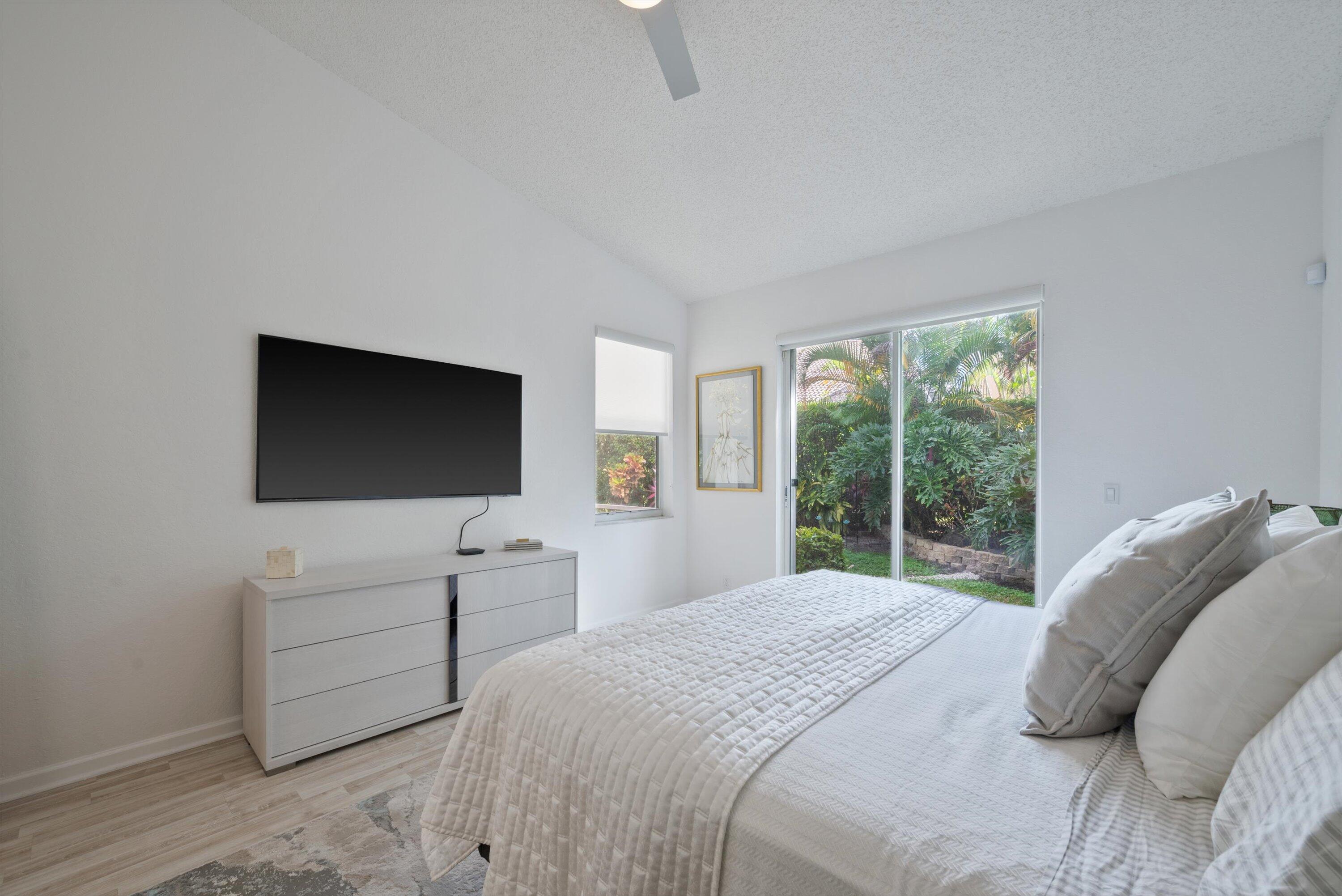 4561 Carlton Golf Drive