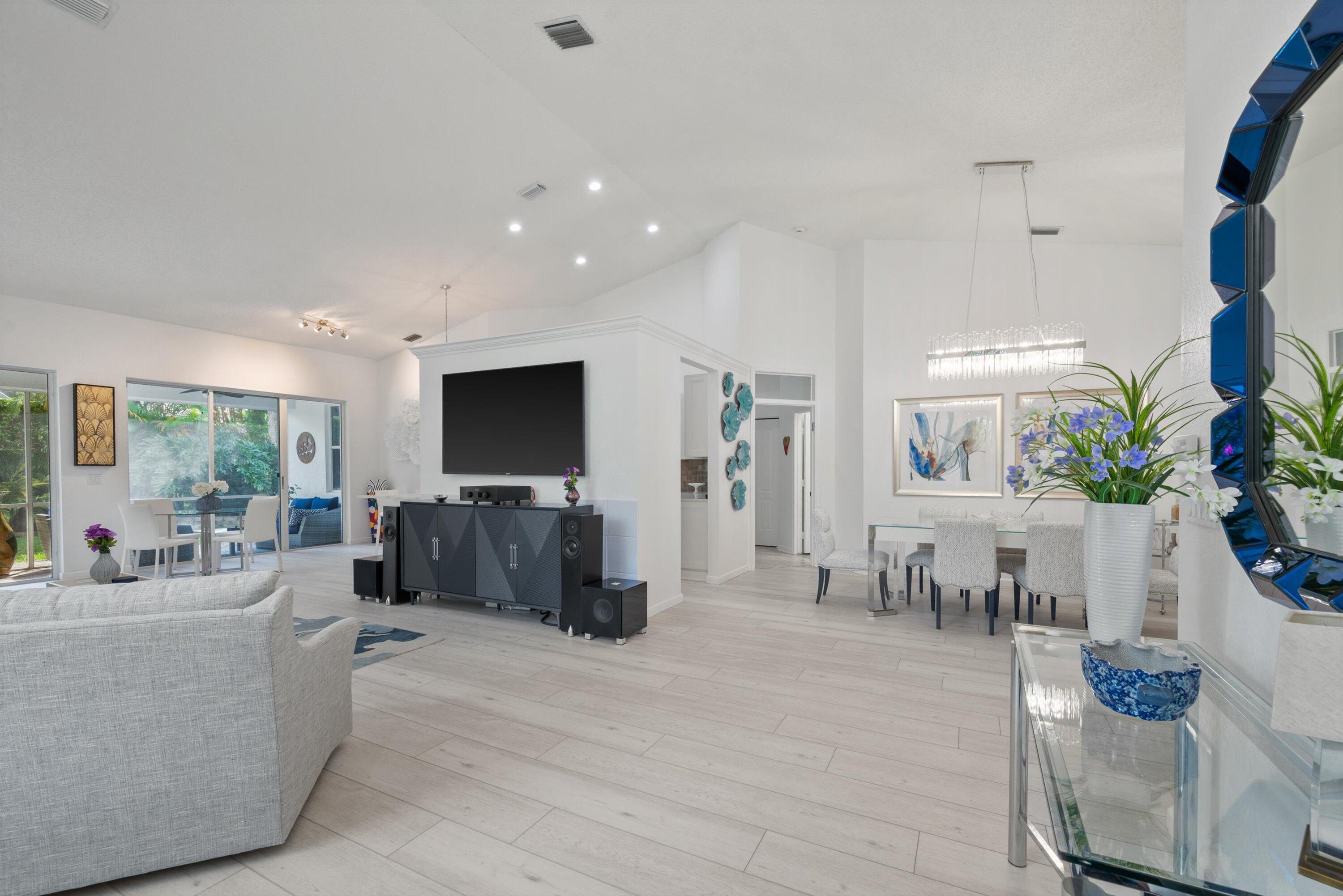 4561 Carlton Golf Drive