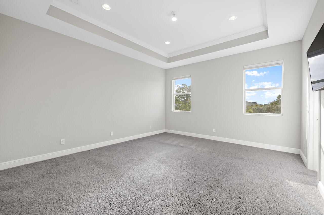 915 Sweetgrass Street