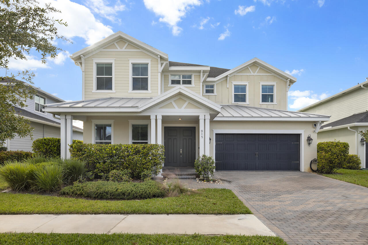 915 Sweetgrass Street
