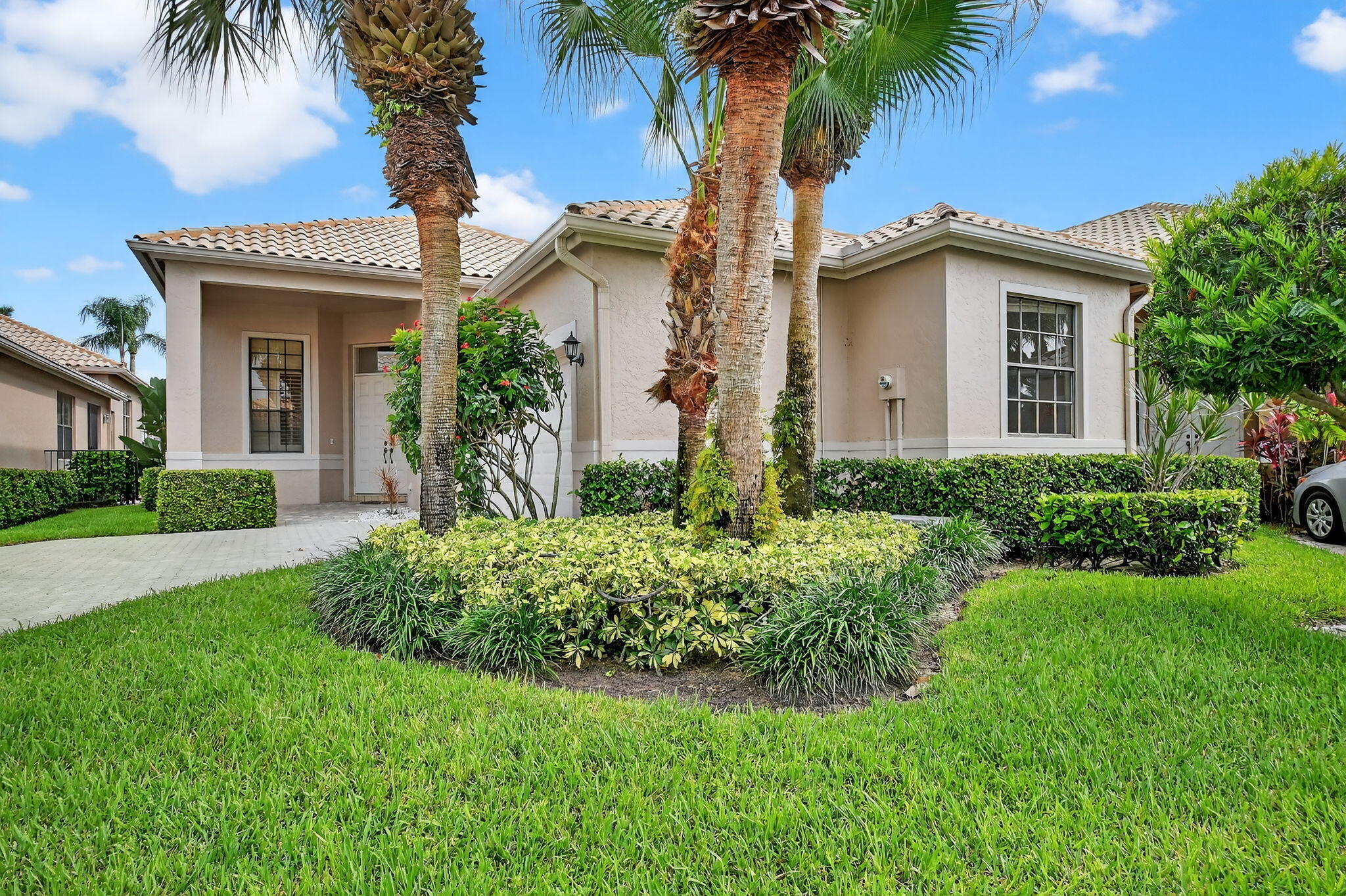 4553 Barclay Fair Way