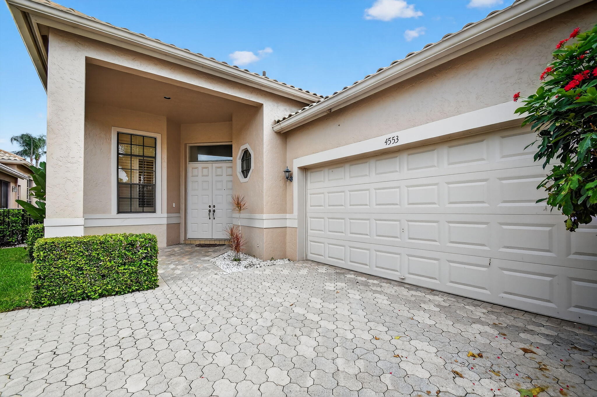 4553 Barclay Fair Way