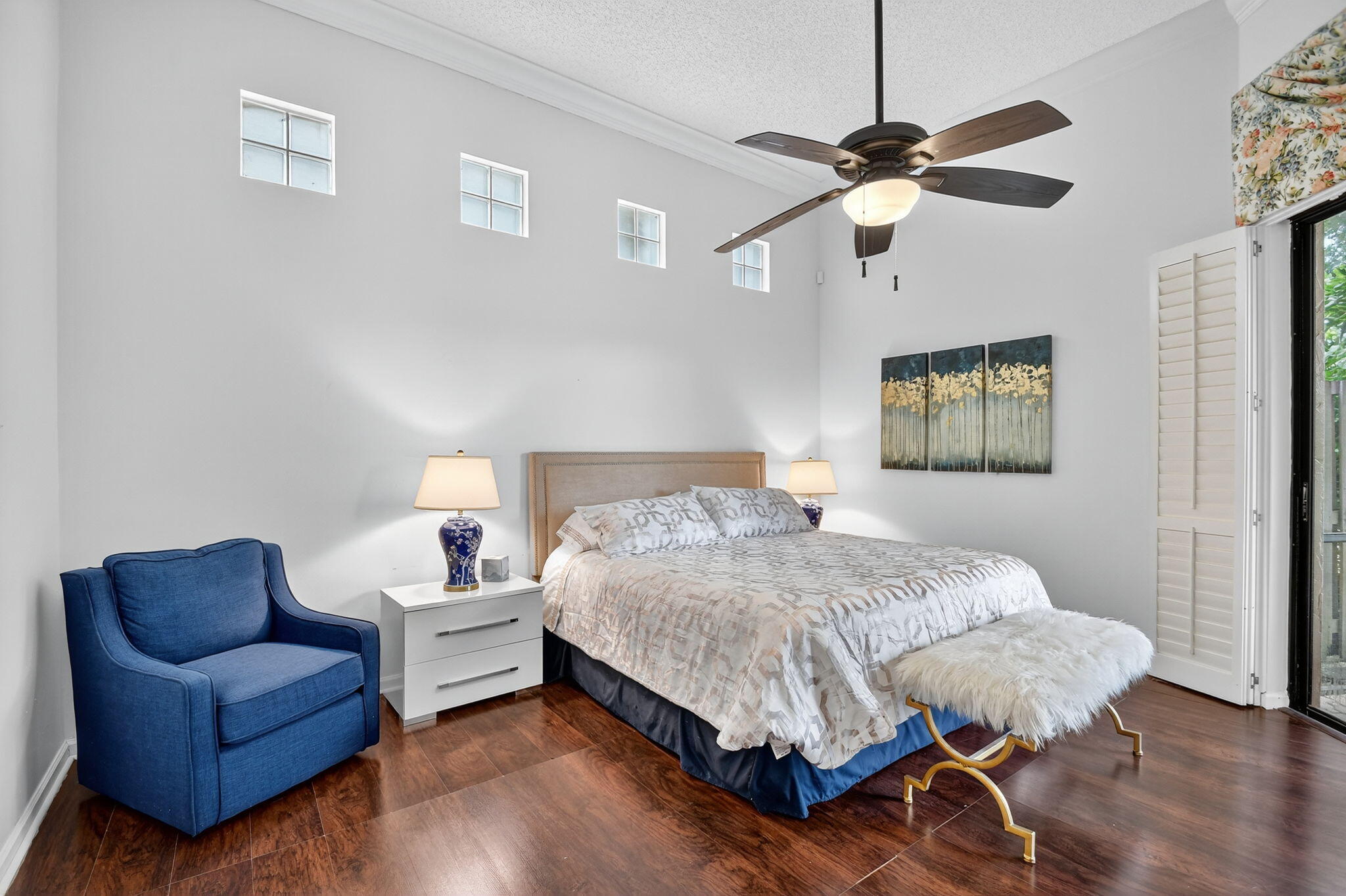4553 Barclay Fair Way