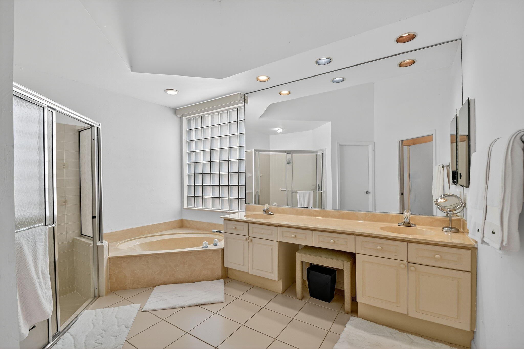 4553 Barclay Fair Way