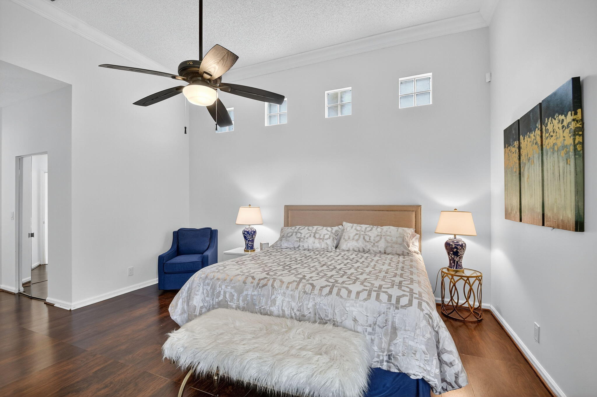 4553 Barclay Fair Way