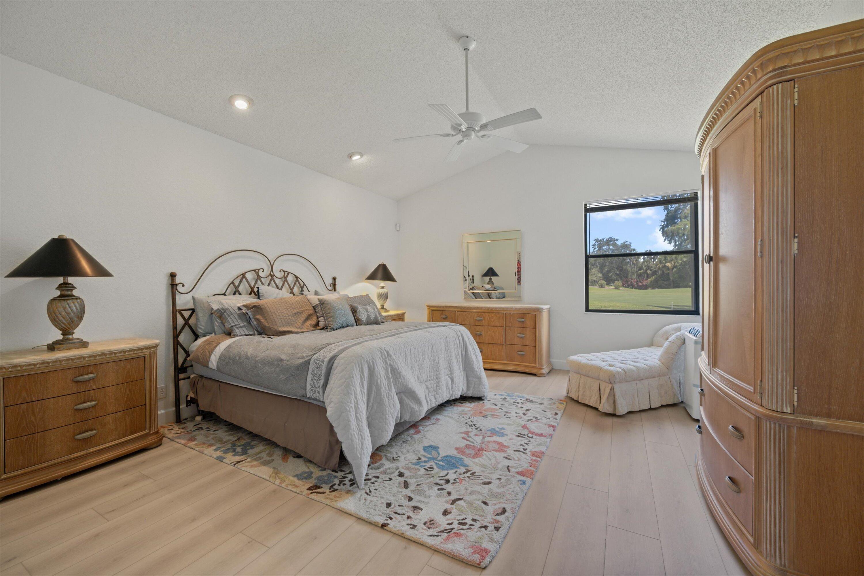 10174 Dover Carriage Lane