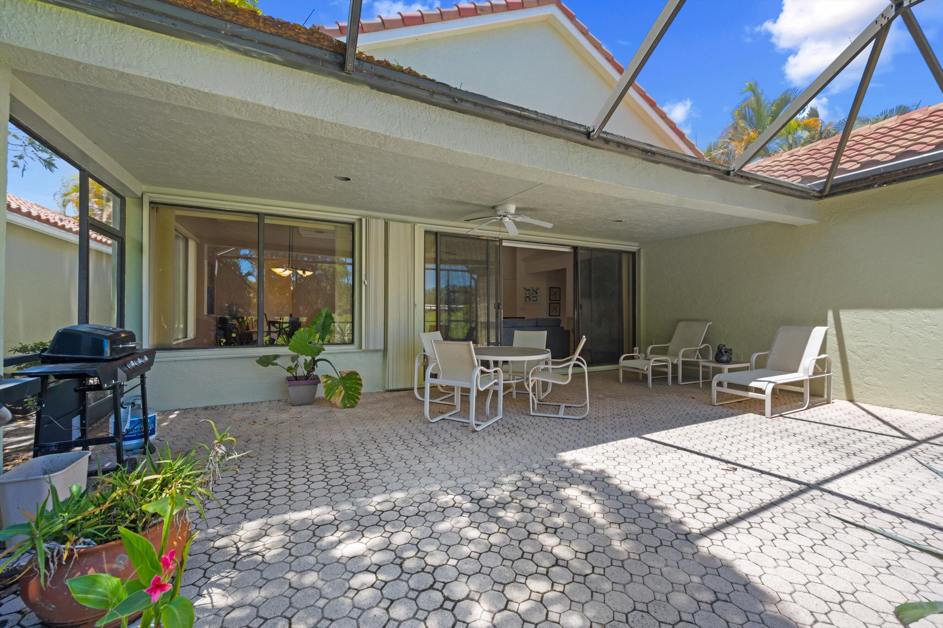 10174 Dover Carriage Lane