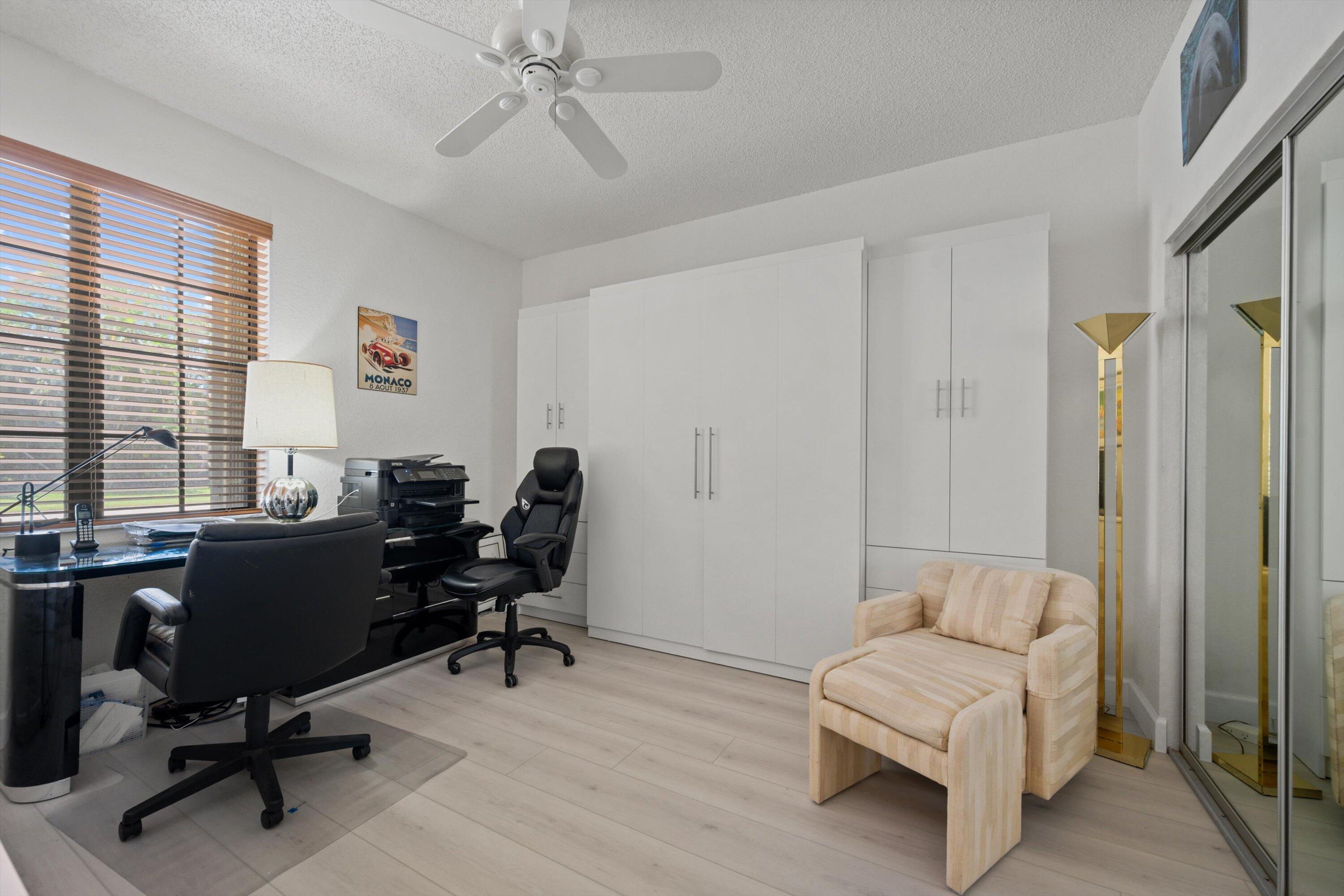 10174 Dover Carriage Lane