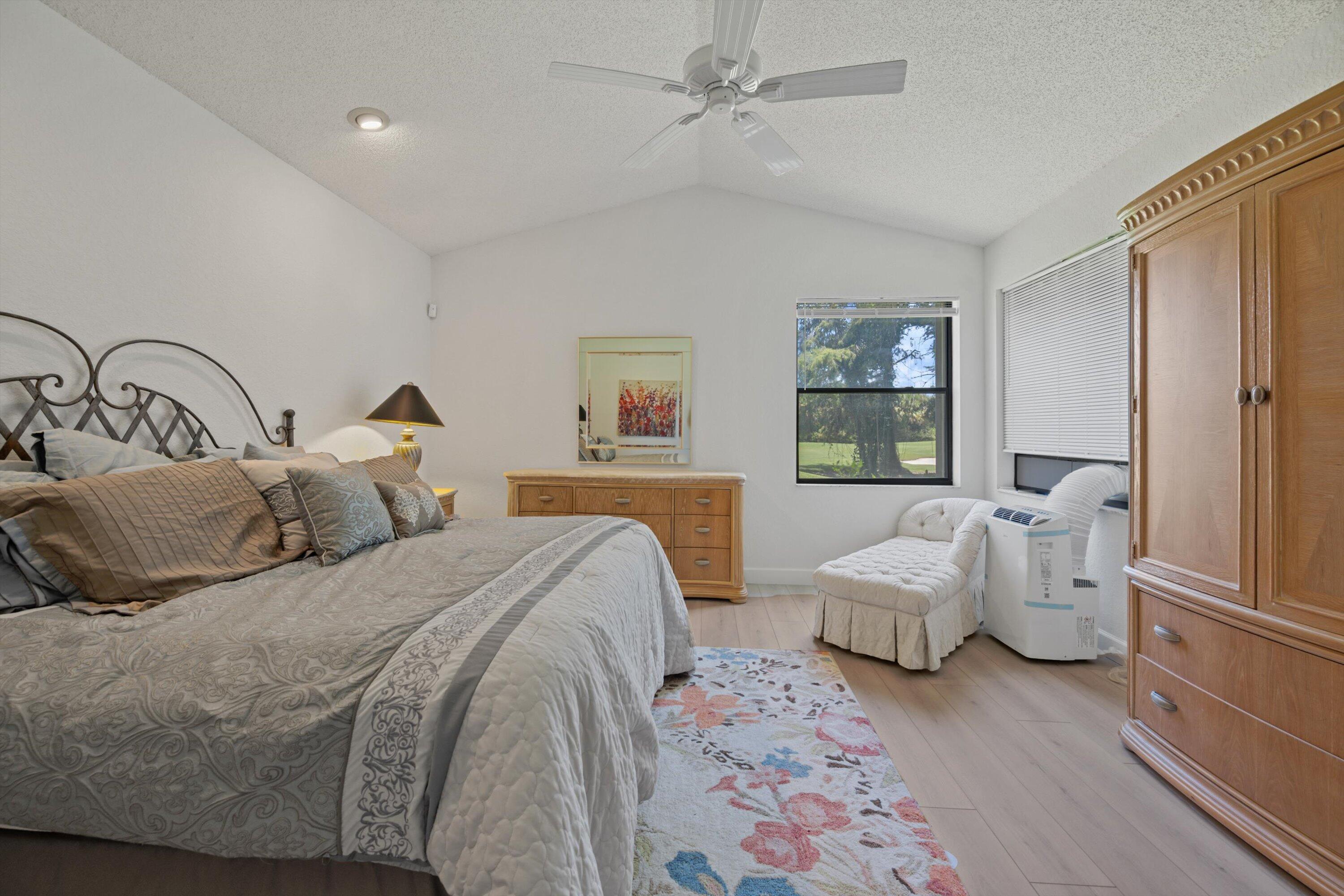 10174 Dover Carriage Lane