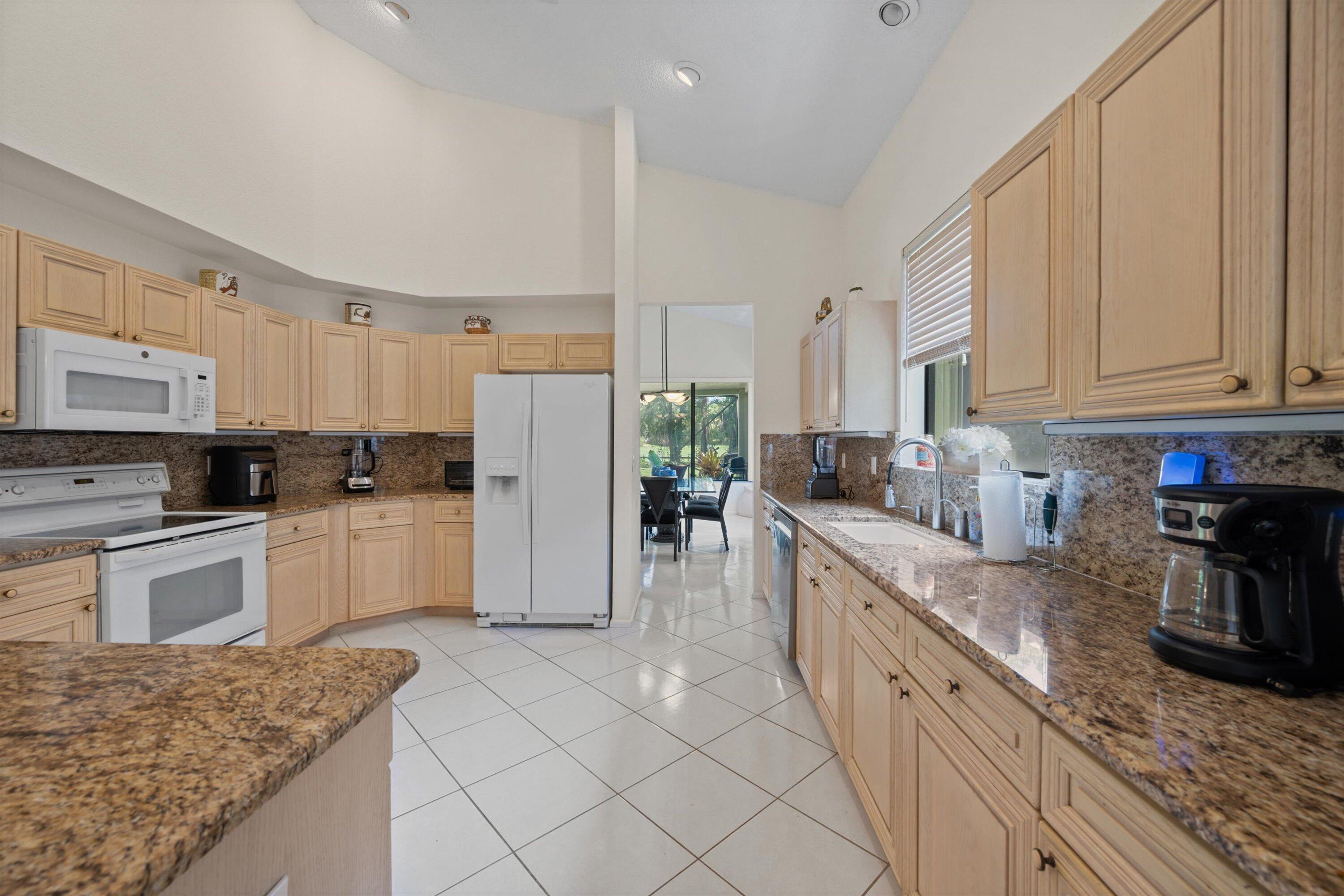 10174 Dover Carriage Lane