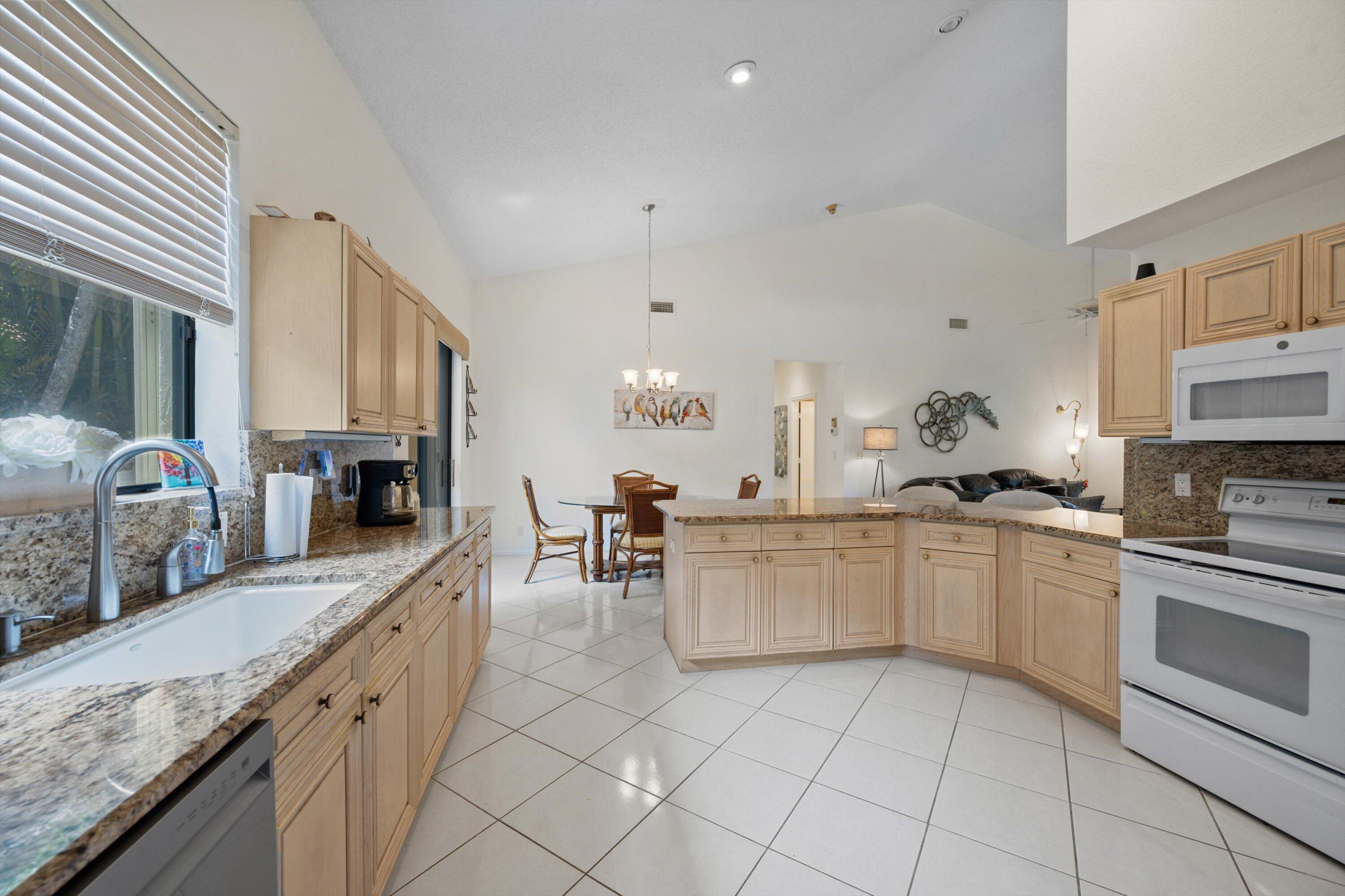 10174 Dover Carriage Lane