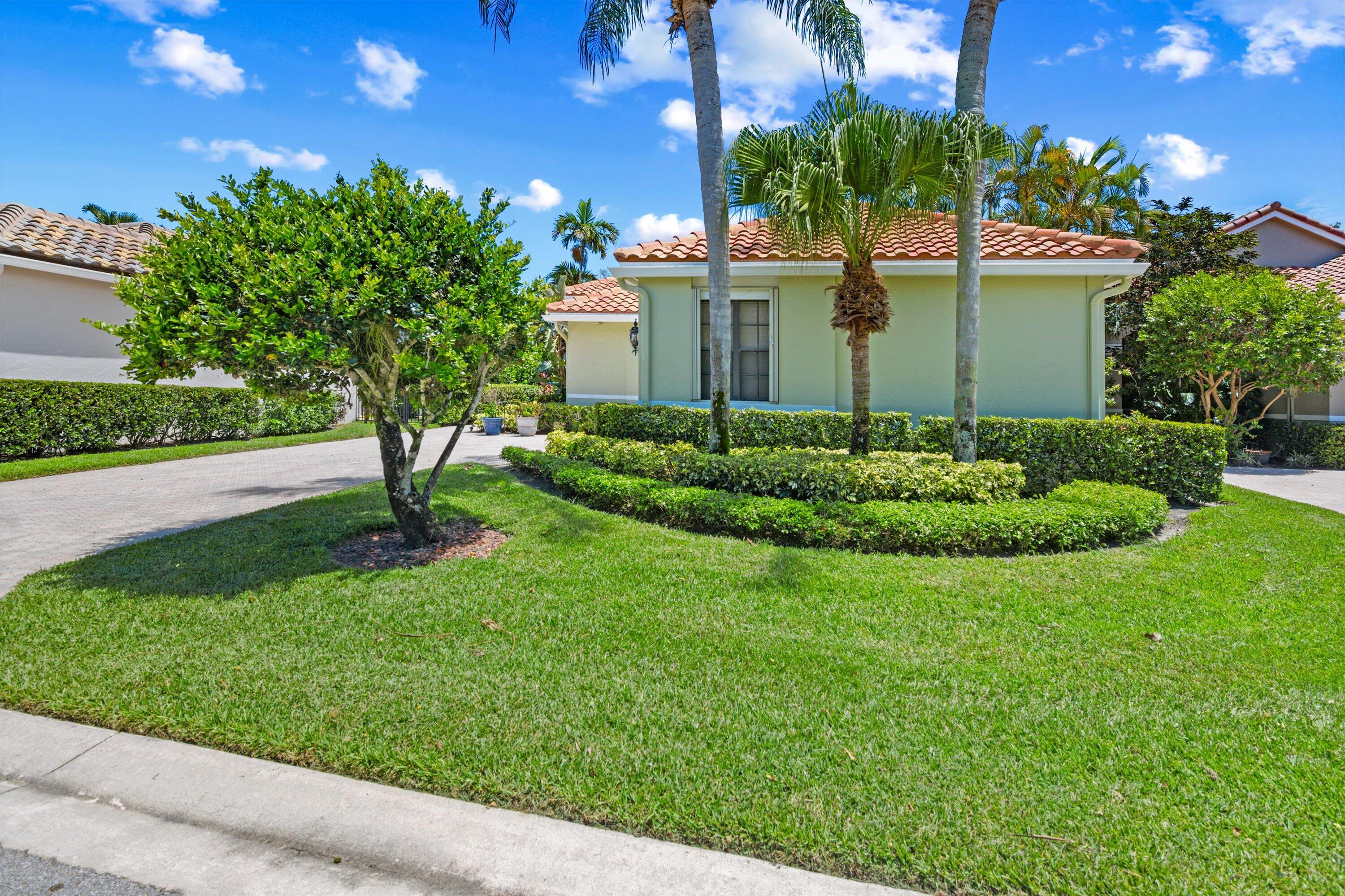 10174 Dover Carriage Lane