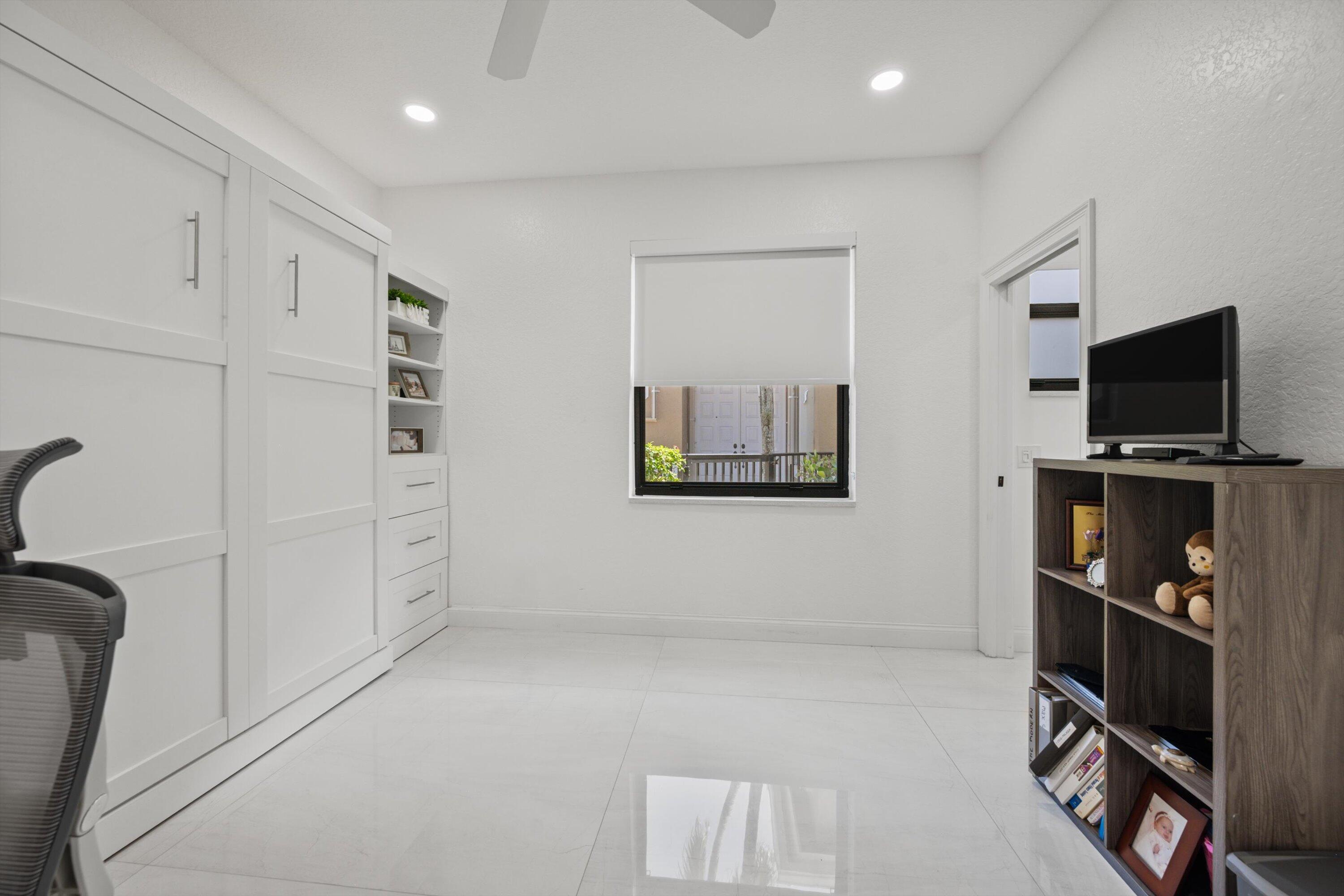 4413 Barclay Fair Way