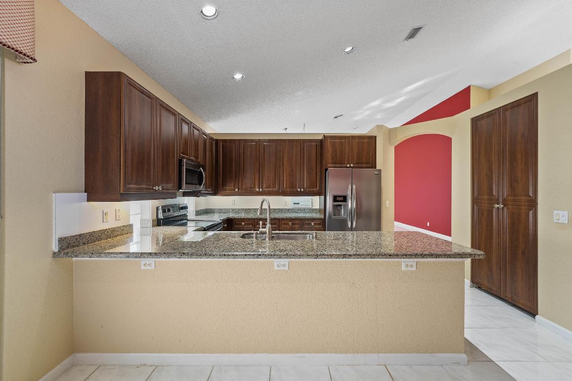 10860 Fairmont Village Drive