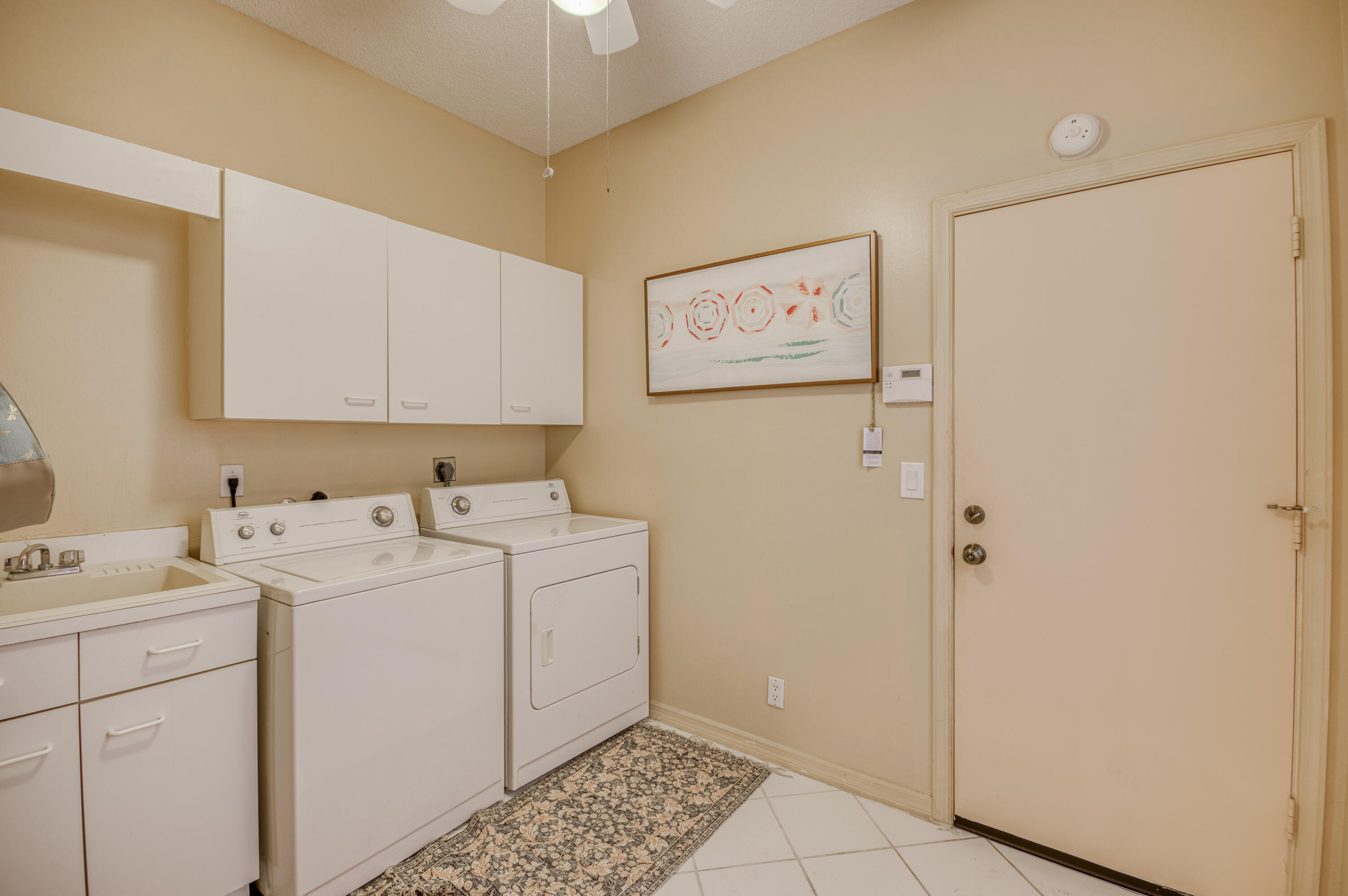 10080 Dover Carriage Lane