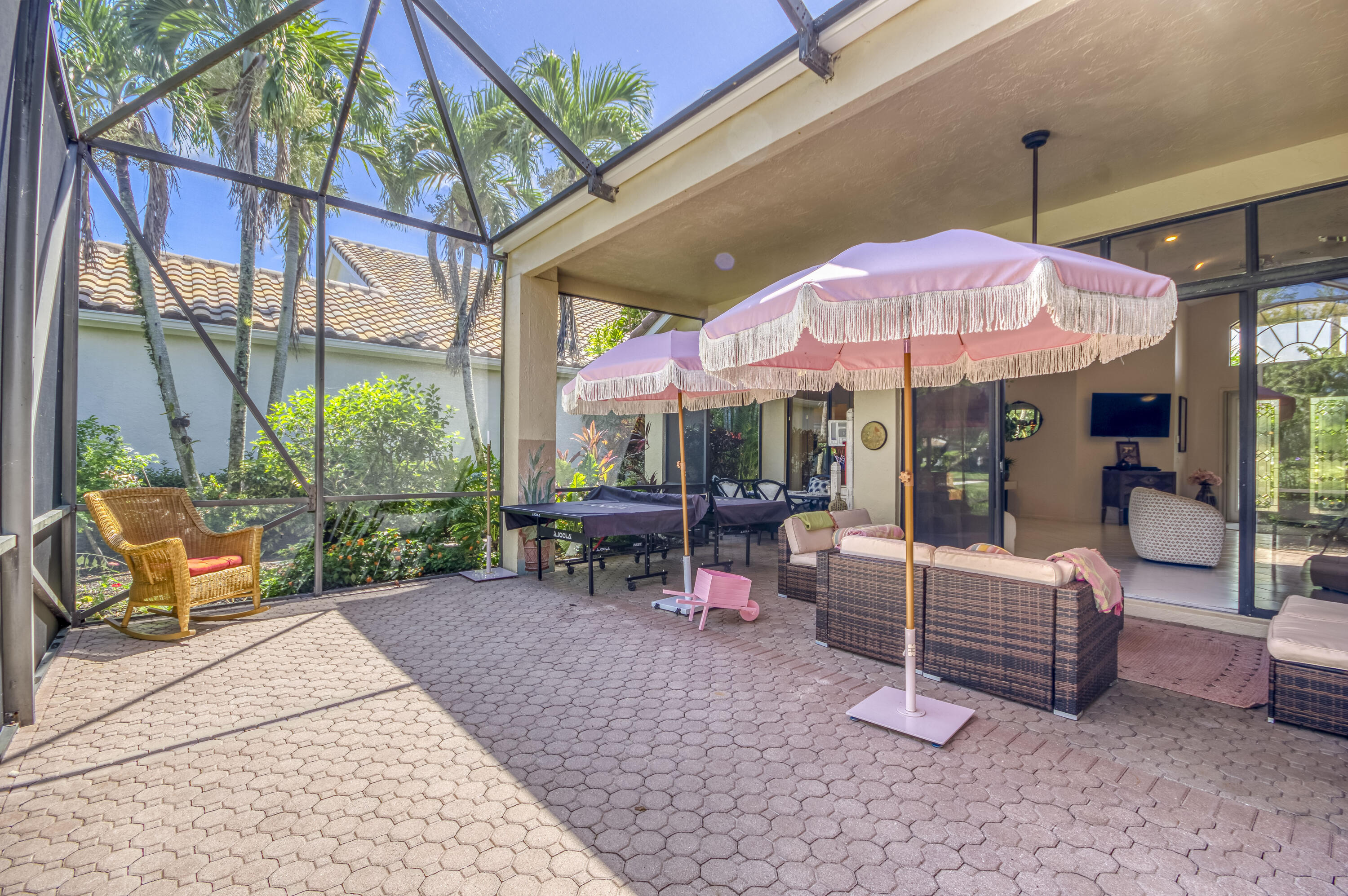 10080 Dover Carriage Lane