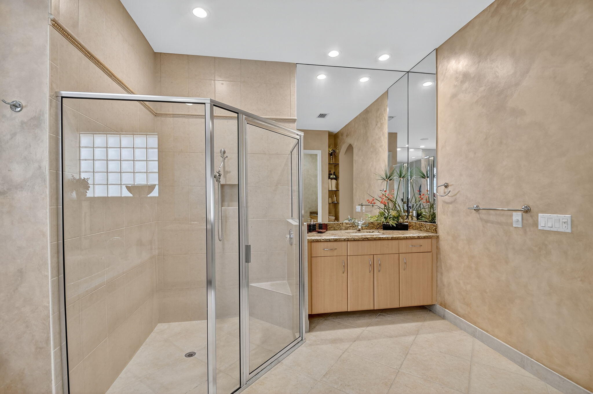 4233 Imperial Club Lane
