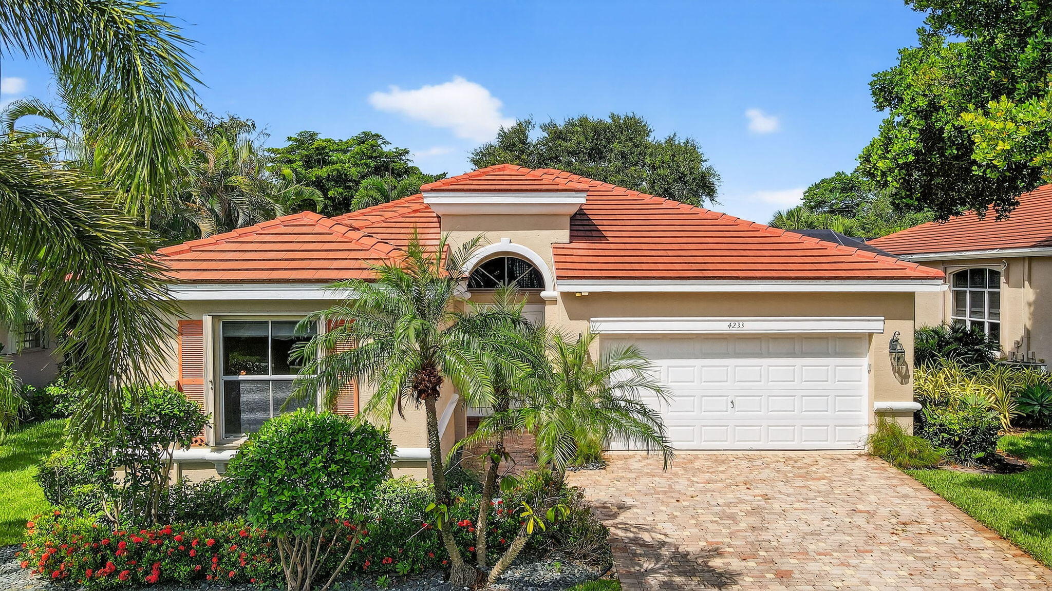 4233 Imperial Club Lane