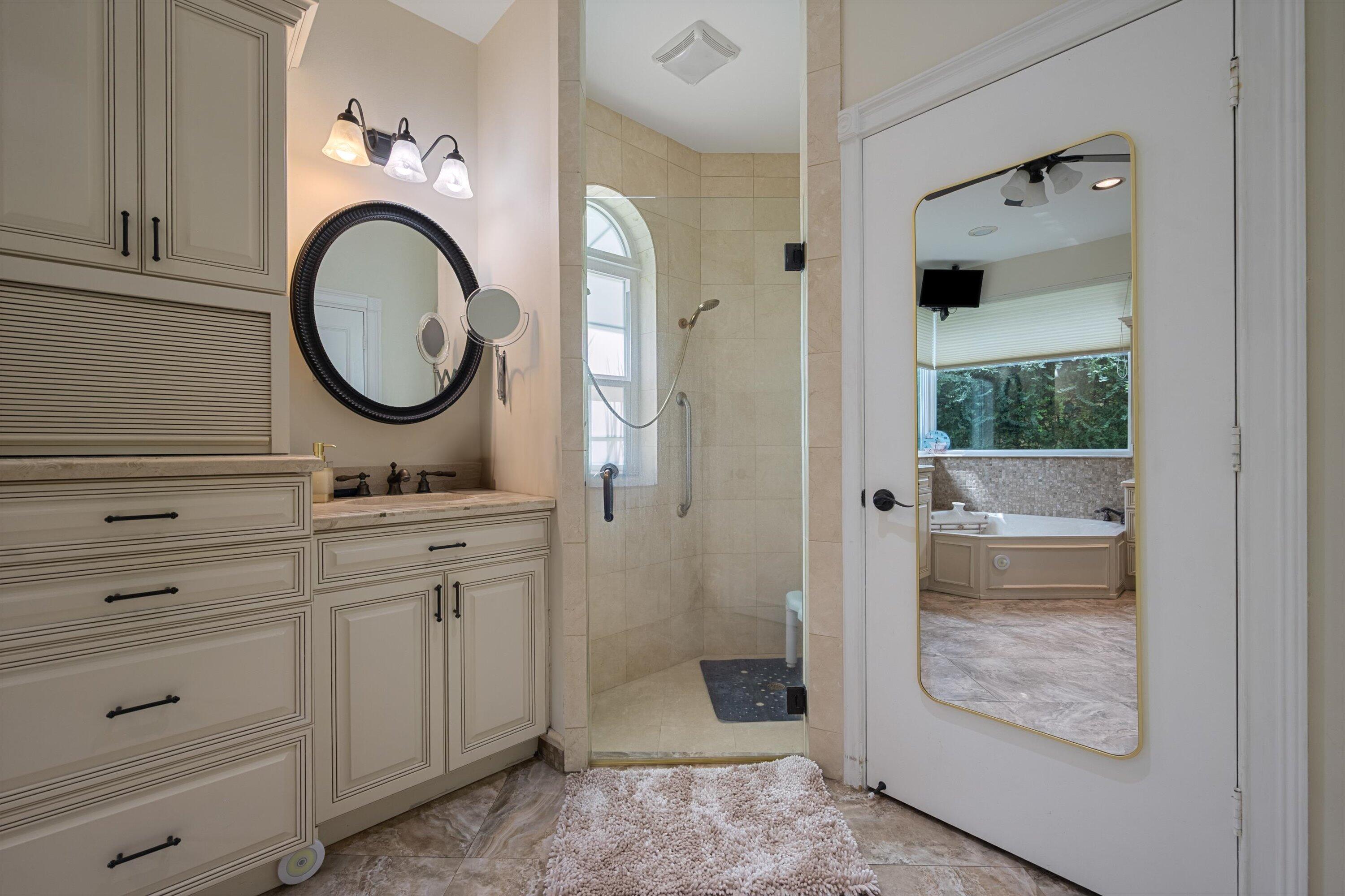 4828 Exeter Estate Lane