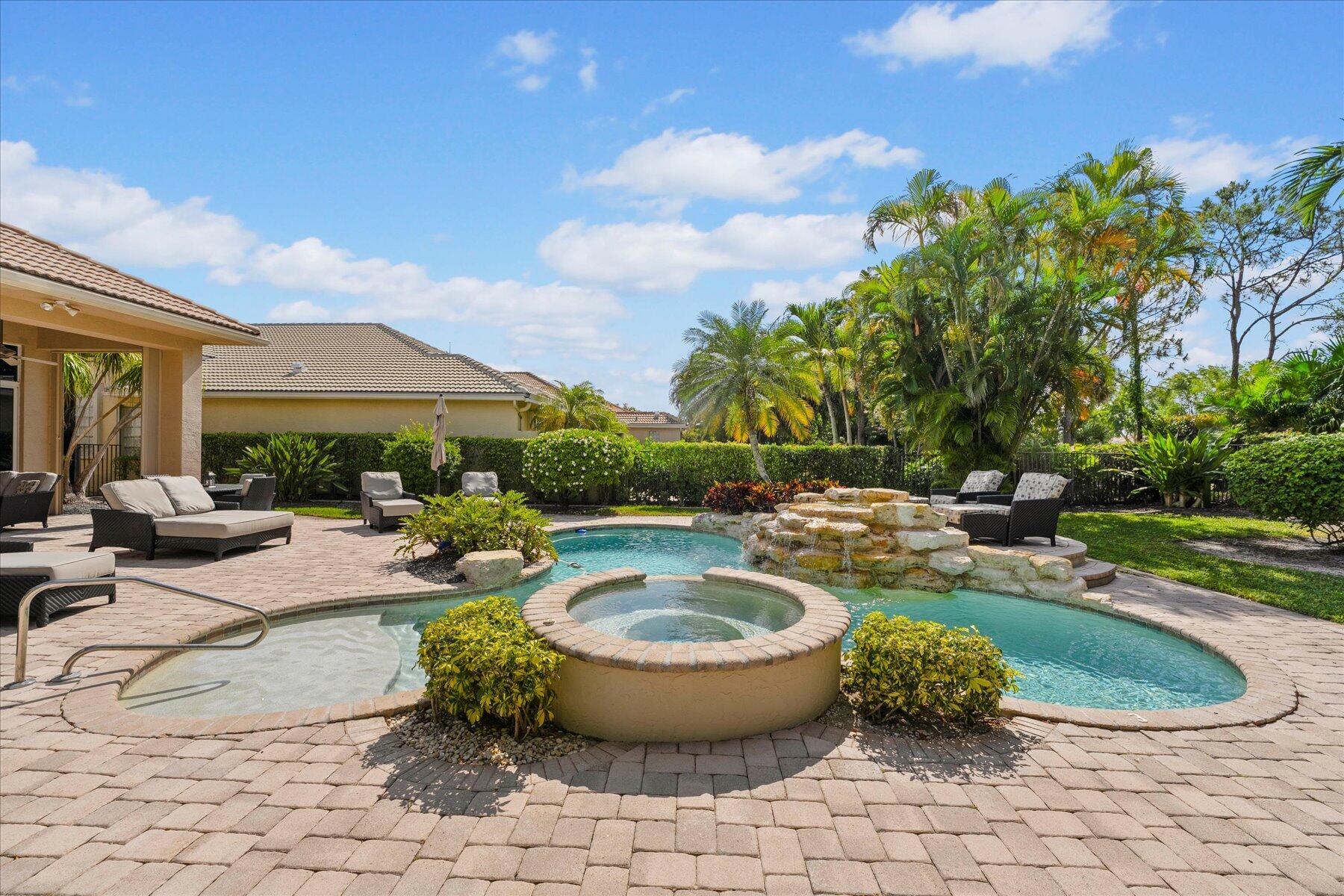 10736 Northgreen Drive