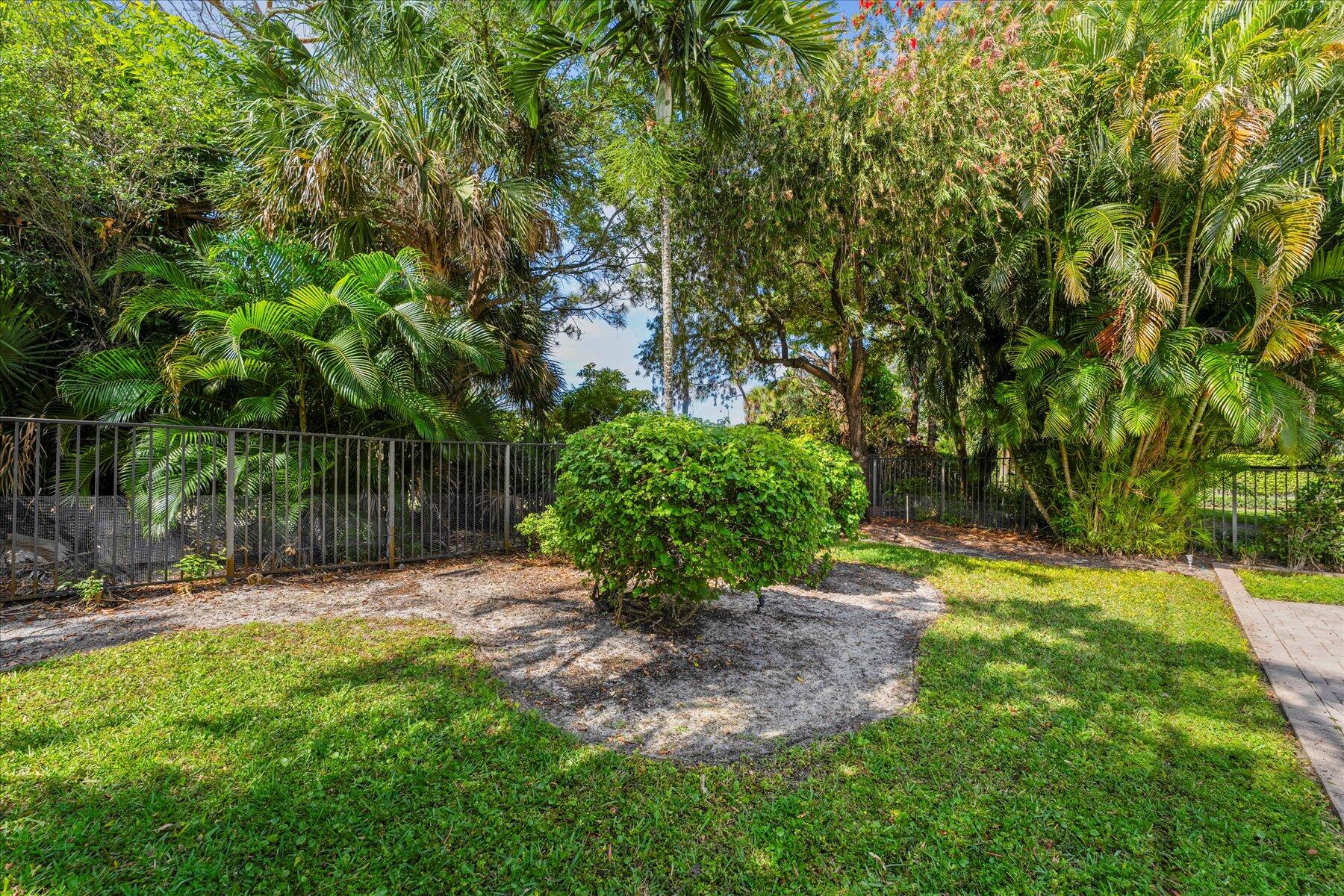 10736 Northgreen Drive