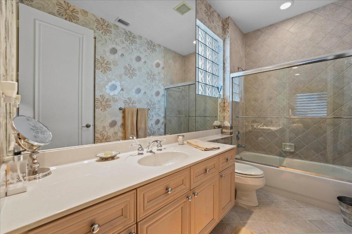 10736 Northgreen Drive