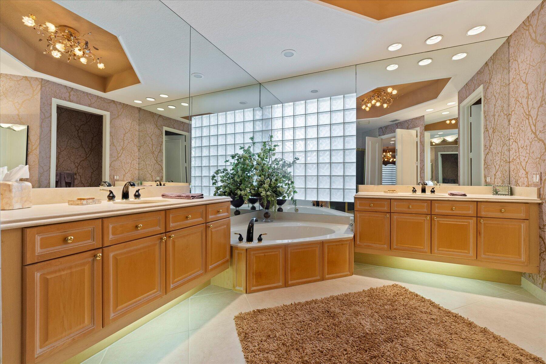 10736 Northgreen Drive