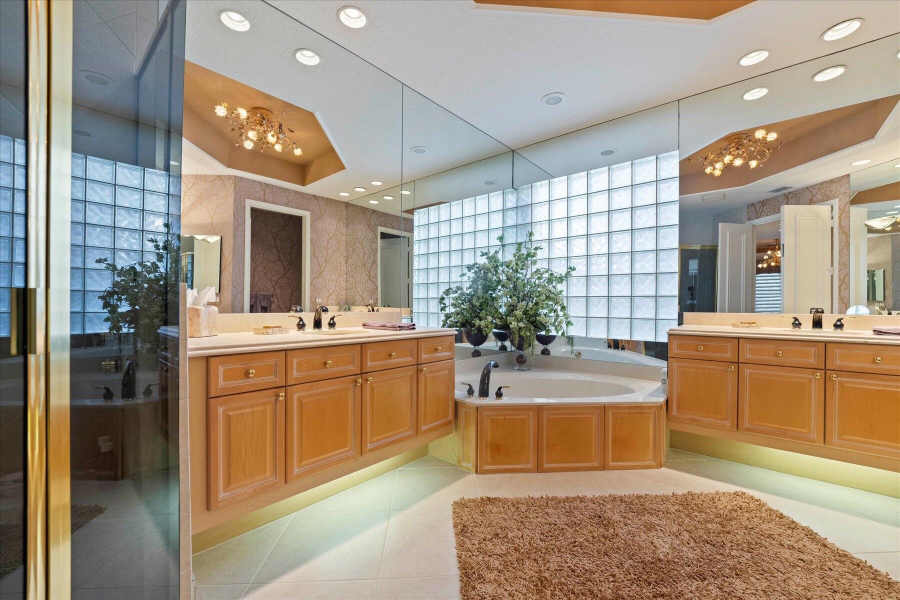 10736 Northgreen Drive