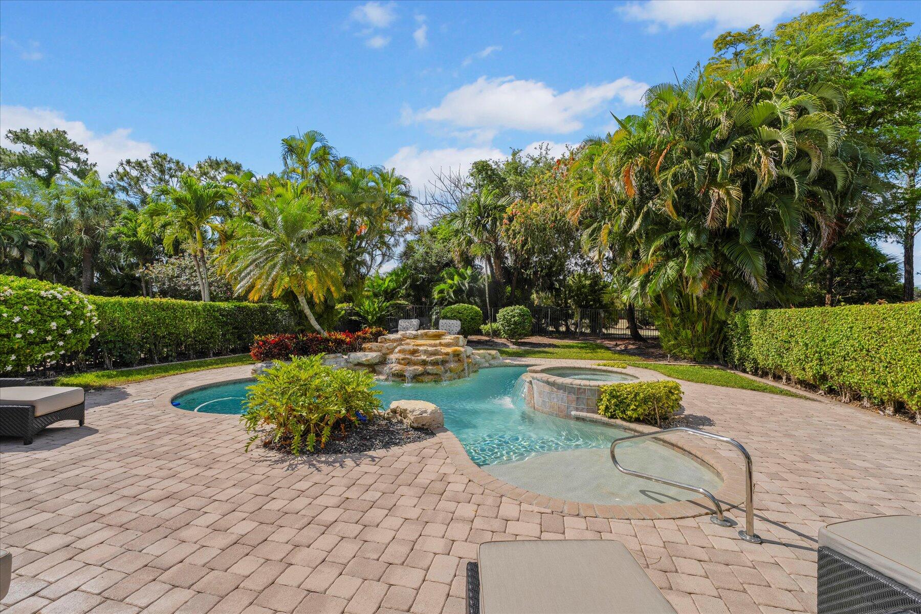 10736 Northgreen Drive