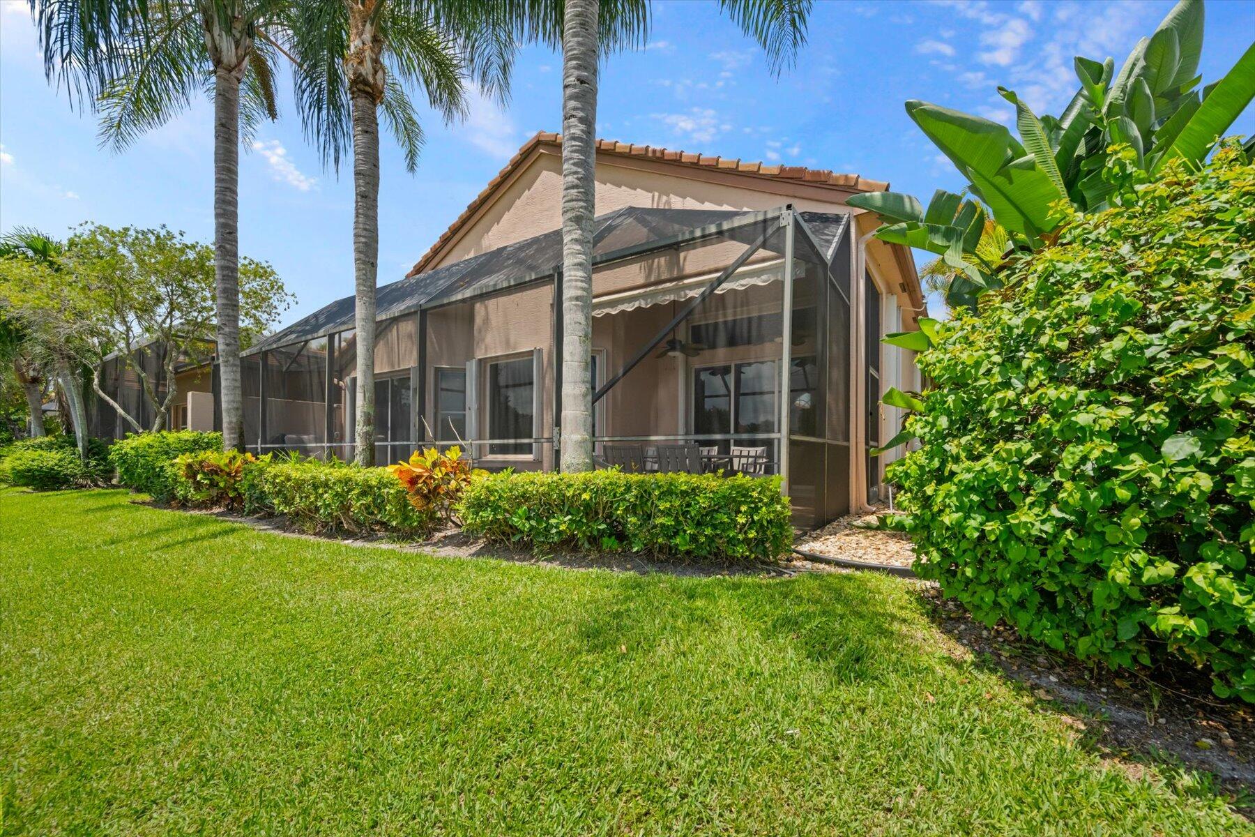 10870 Royal Devon Way