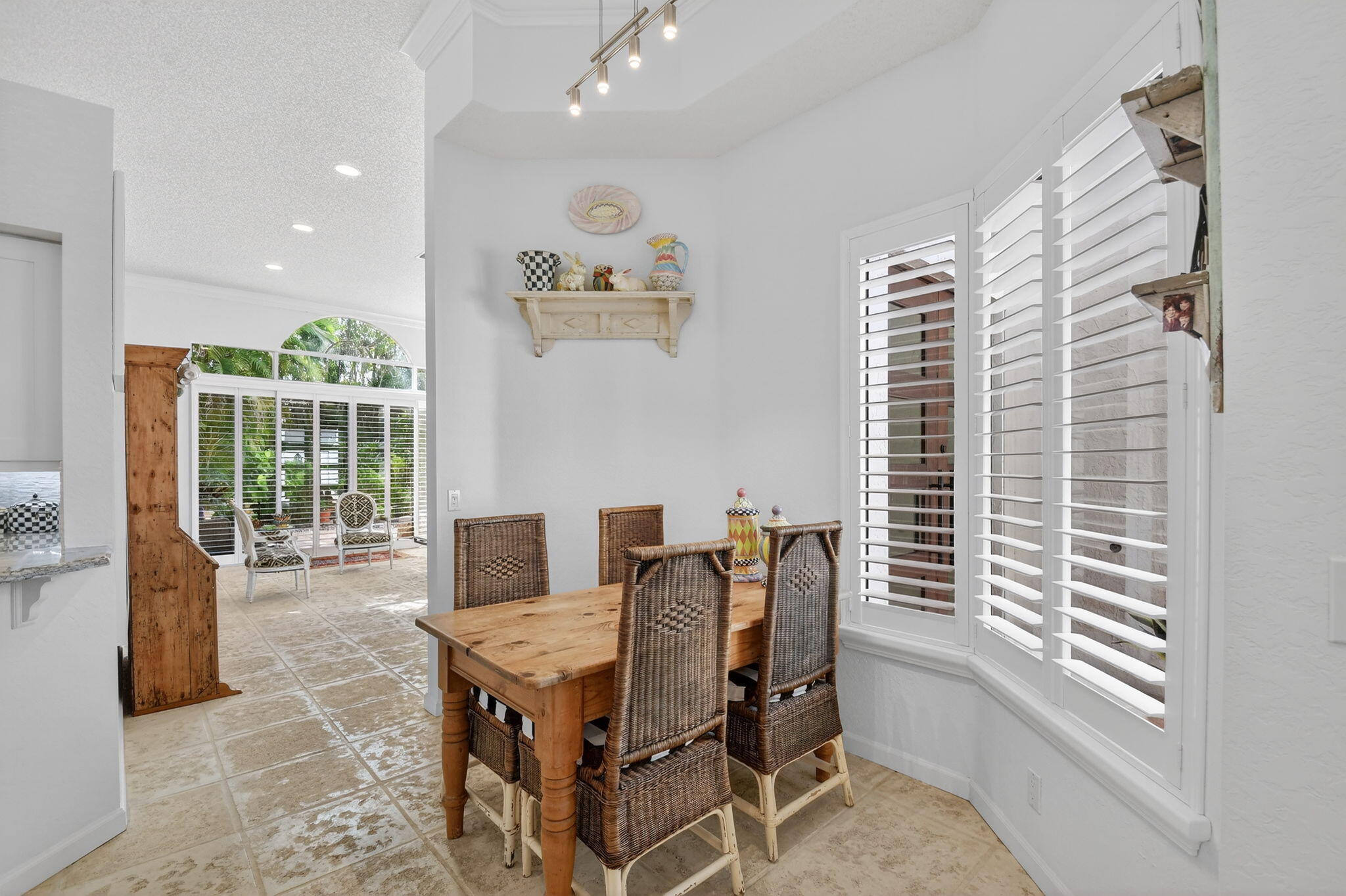10646 Greenbriar Villa Drive