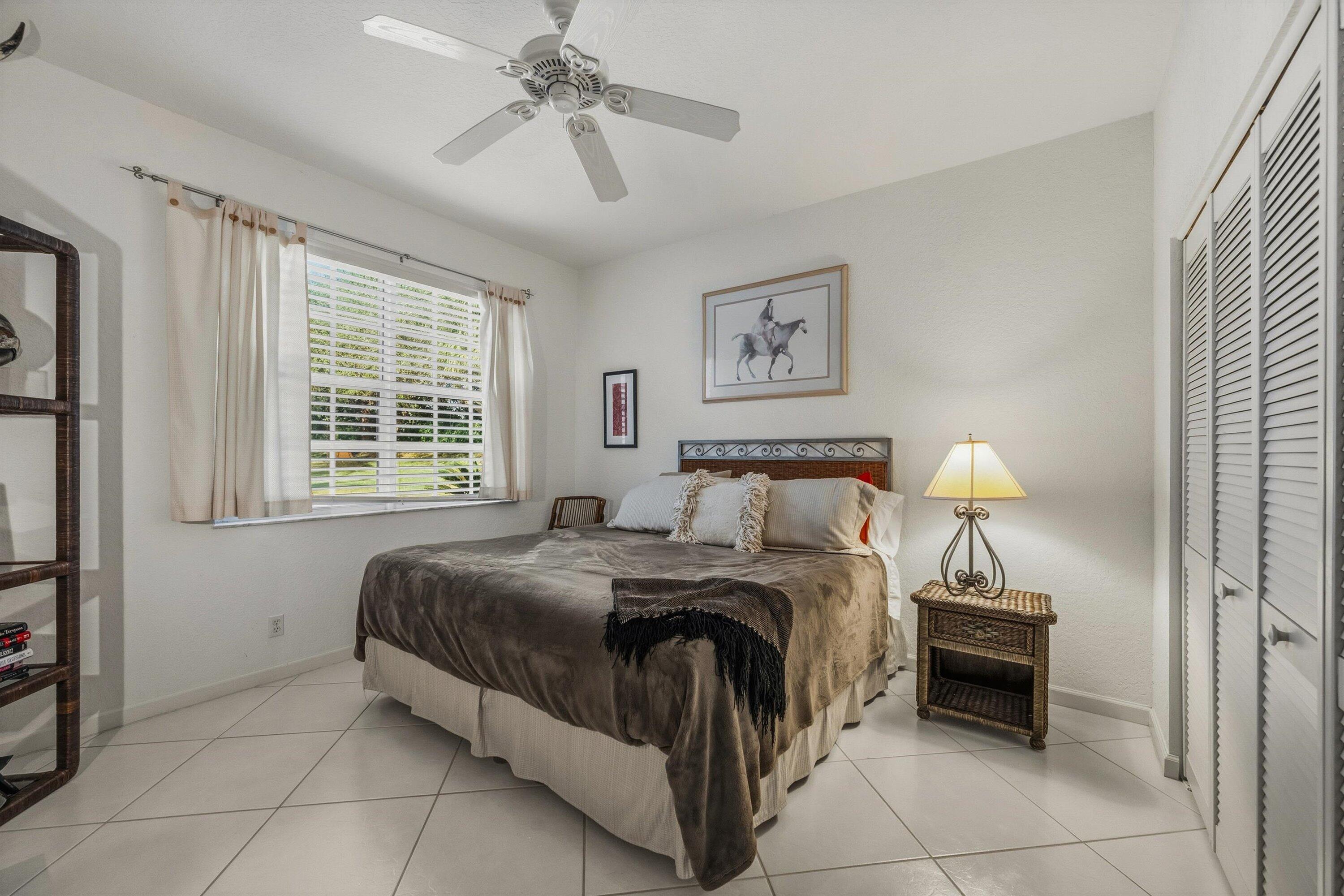 3828 Newhaven Lake Drive