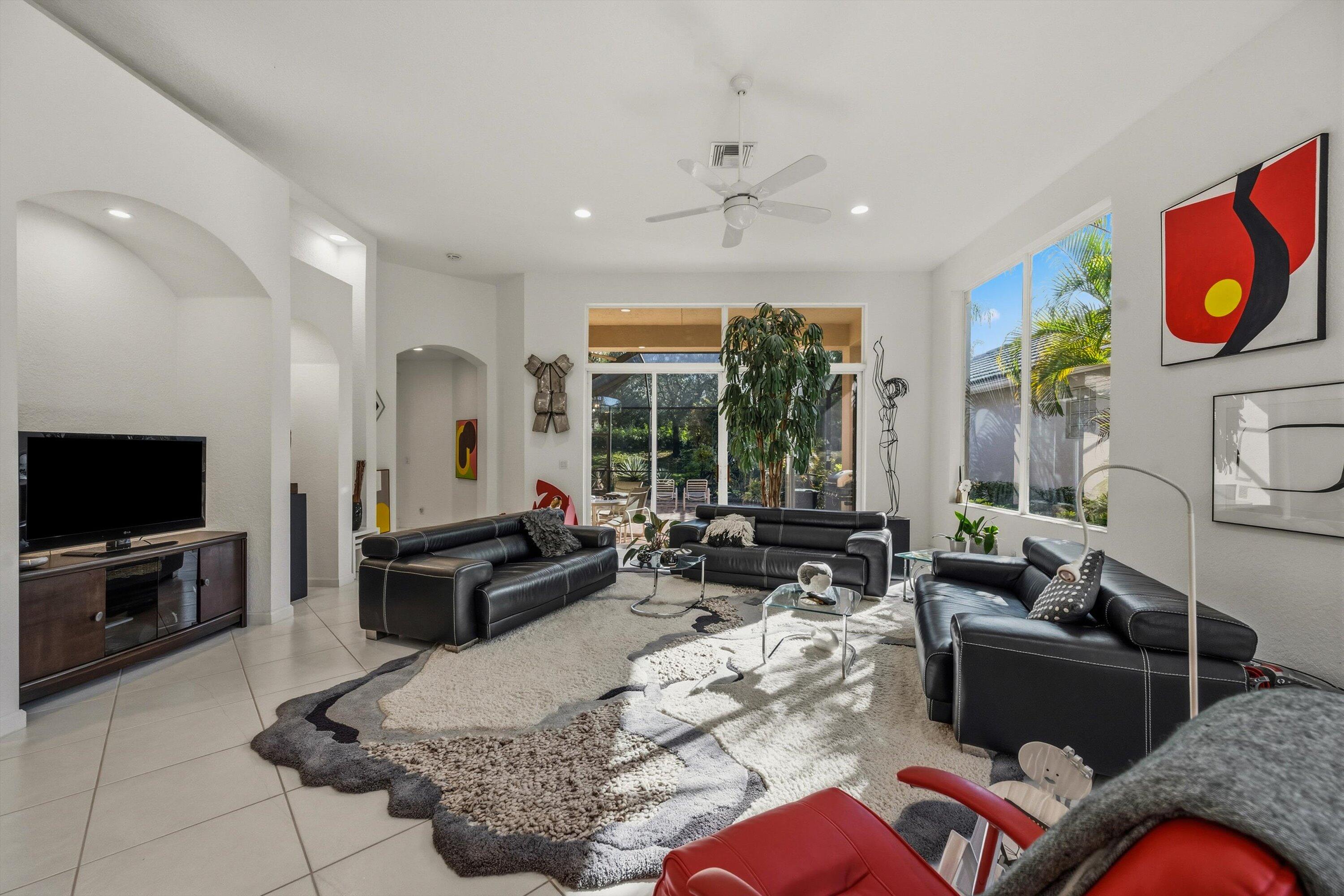 3828 Newhaven Lake Drive