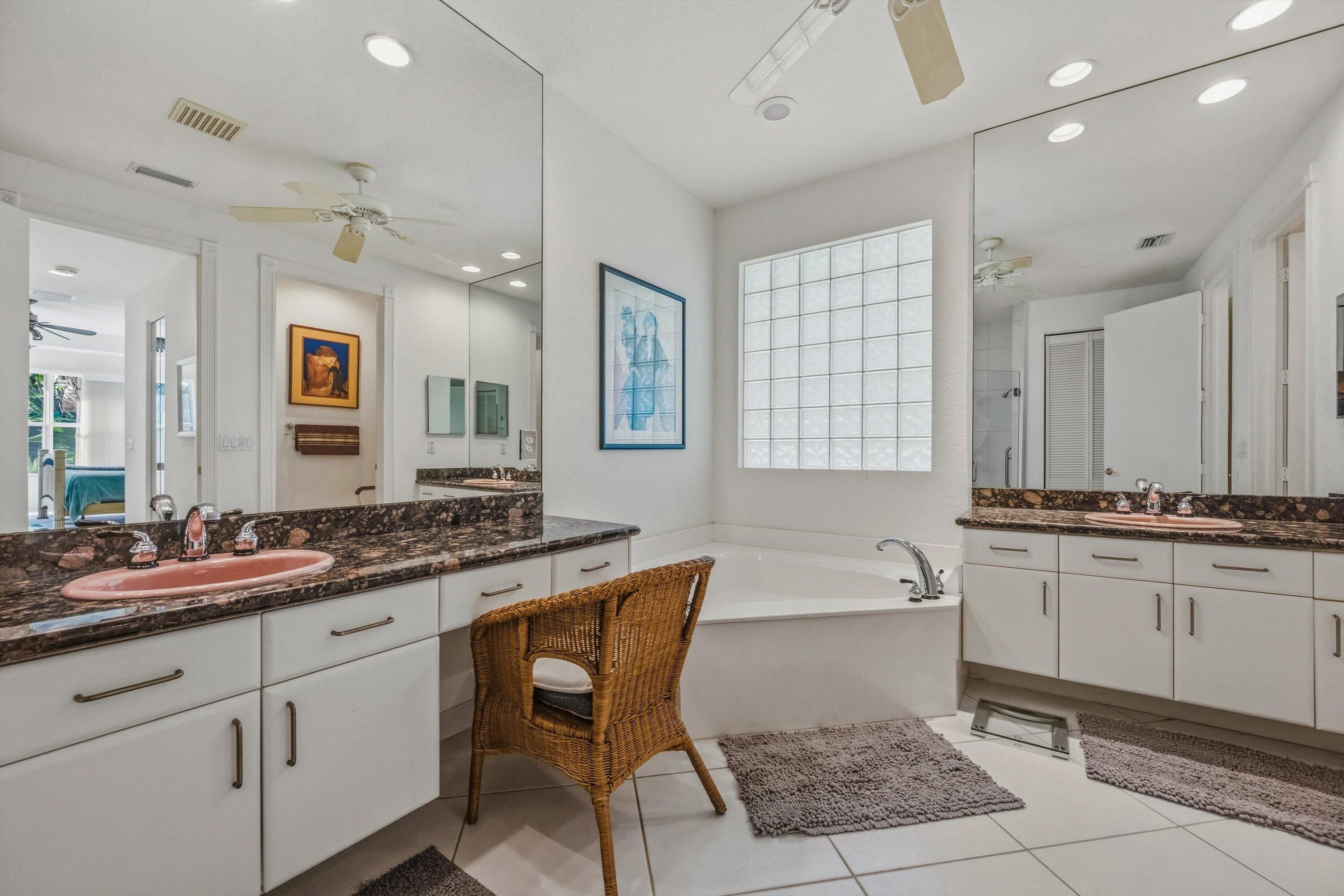 3828 Newhaven Lake Drive