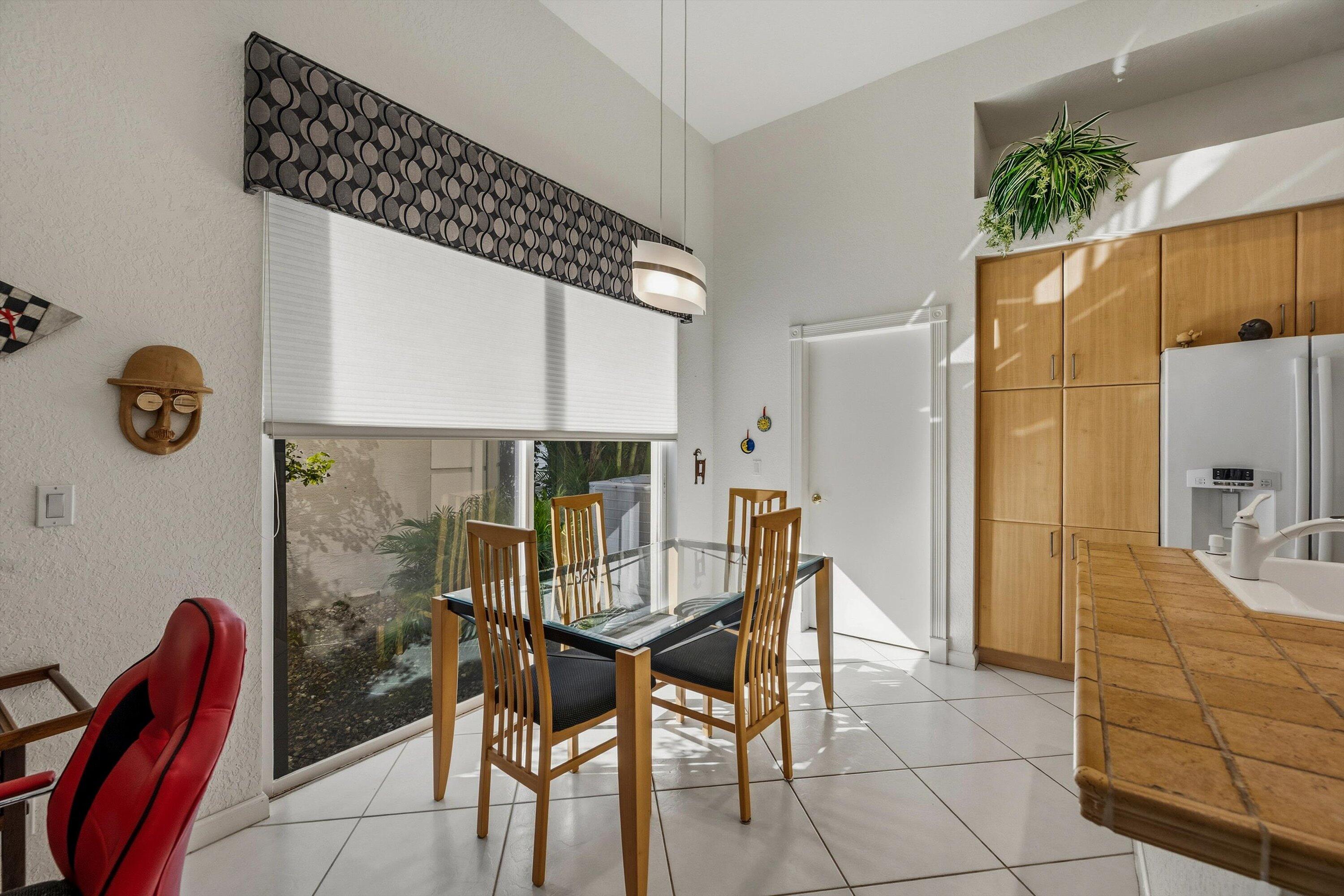 3828 Newhaven Lake Drive