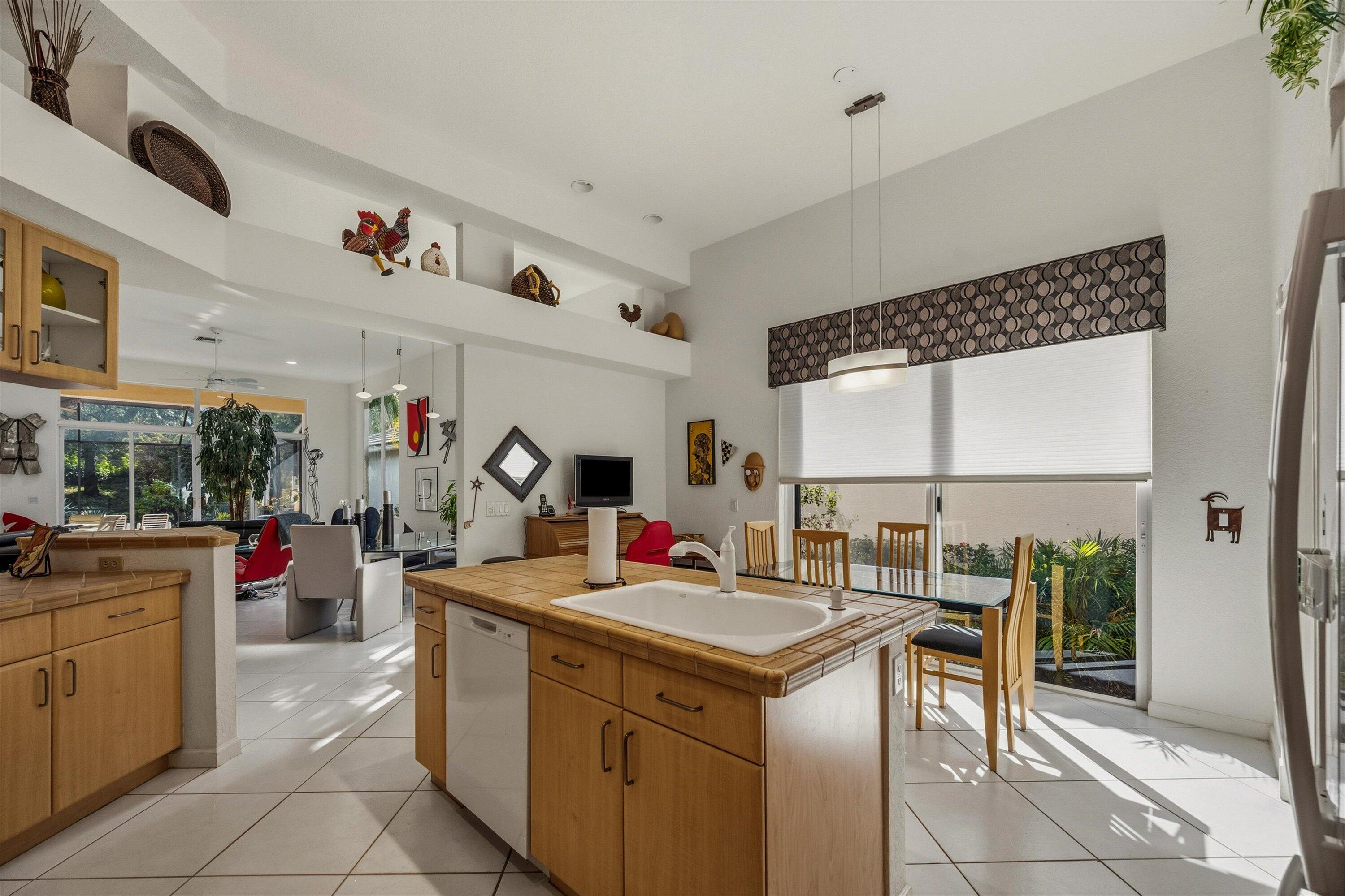 3828 Newhaven Lake Drive