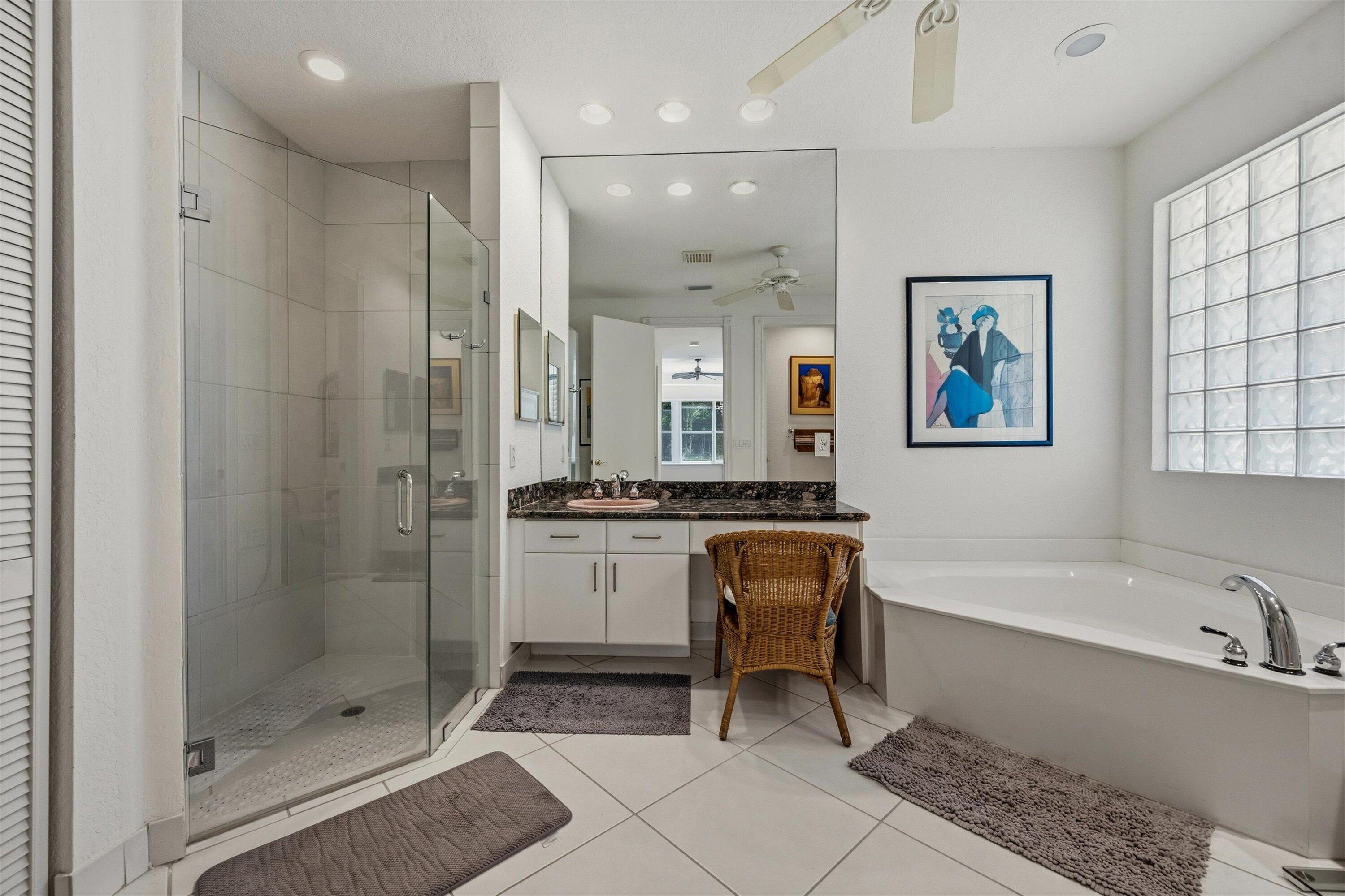 3828 Newhaven Lake Drive