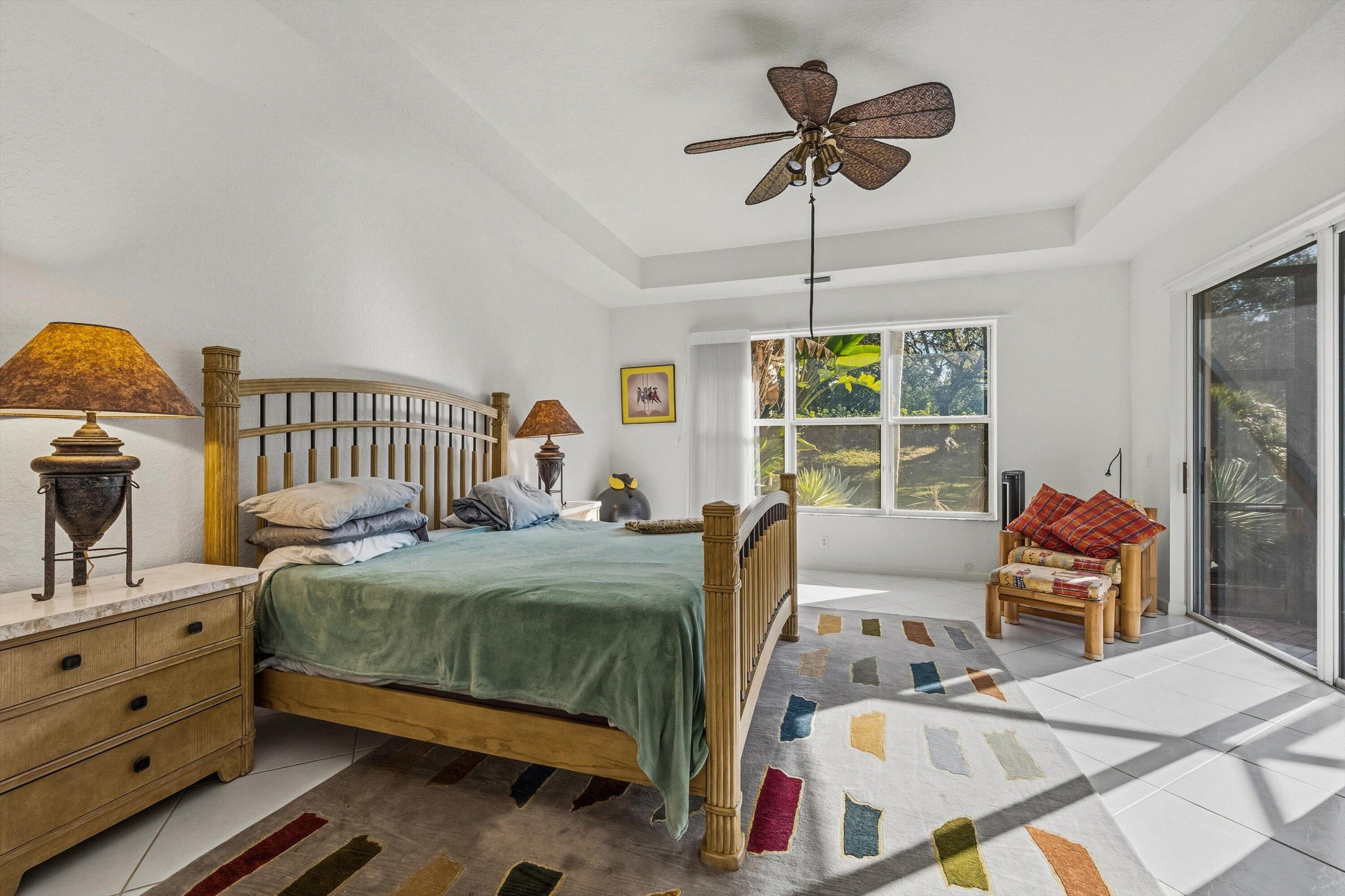 3828 Newhaven Lake Drive