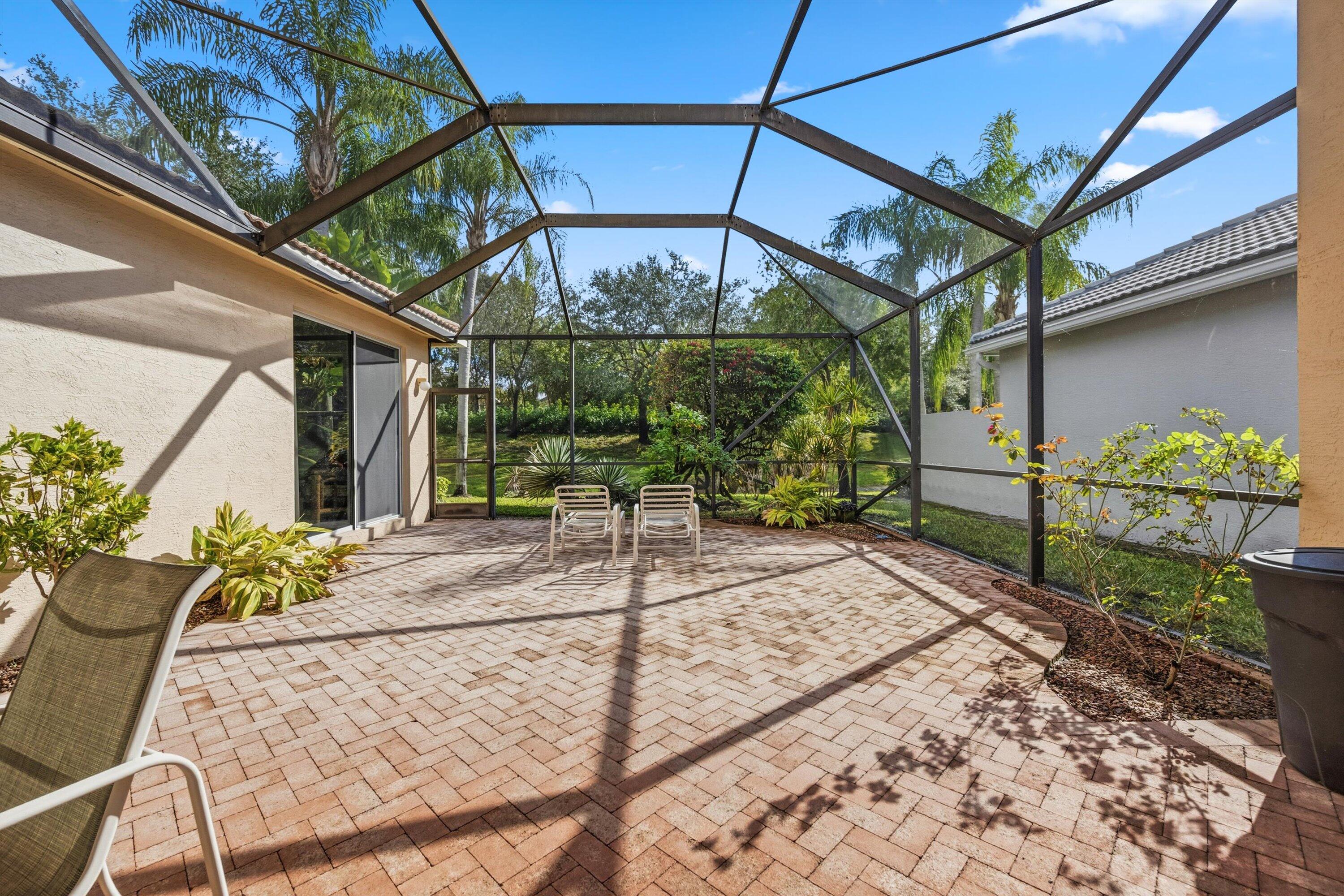 3828 Newhaven Lake Drive