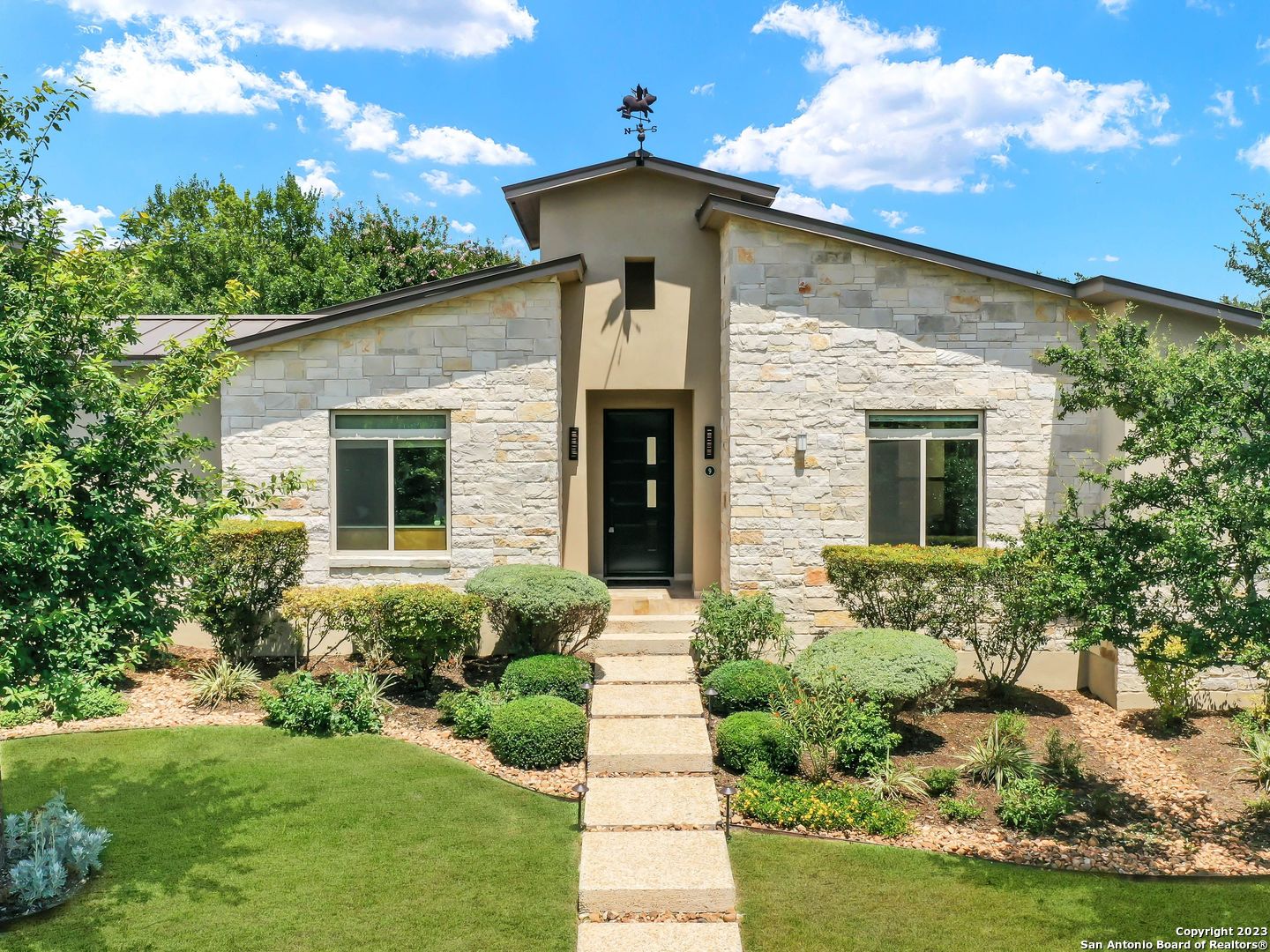9 Saxby Glen