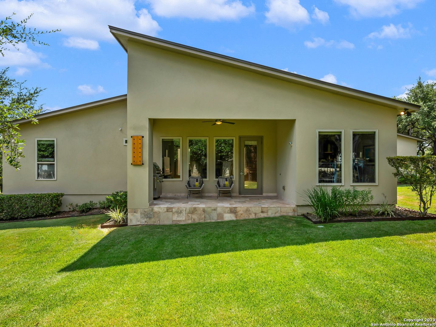 9 Saxby Glen
