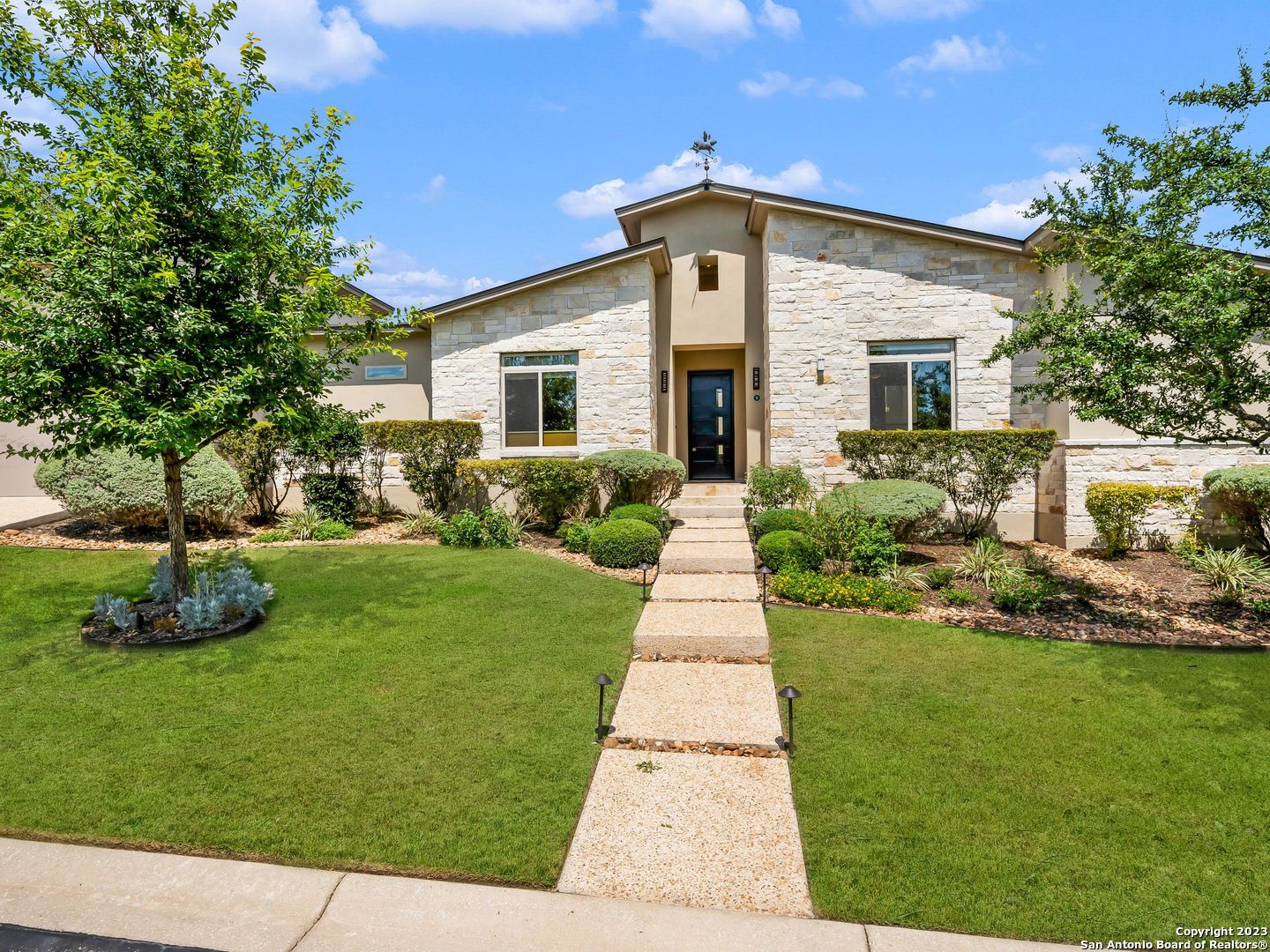 9 Saxby Glen