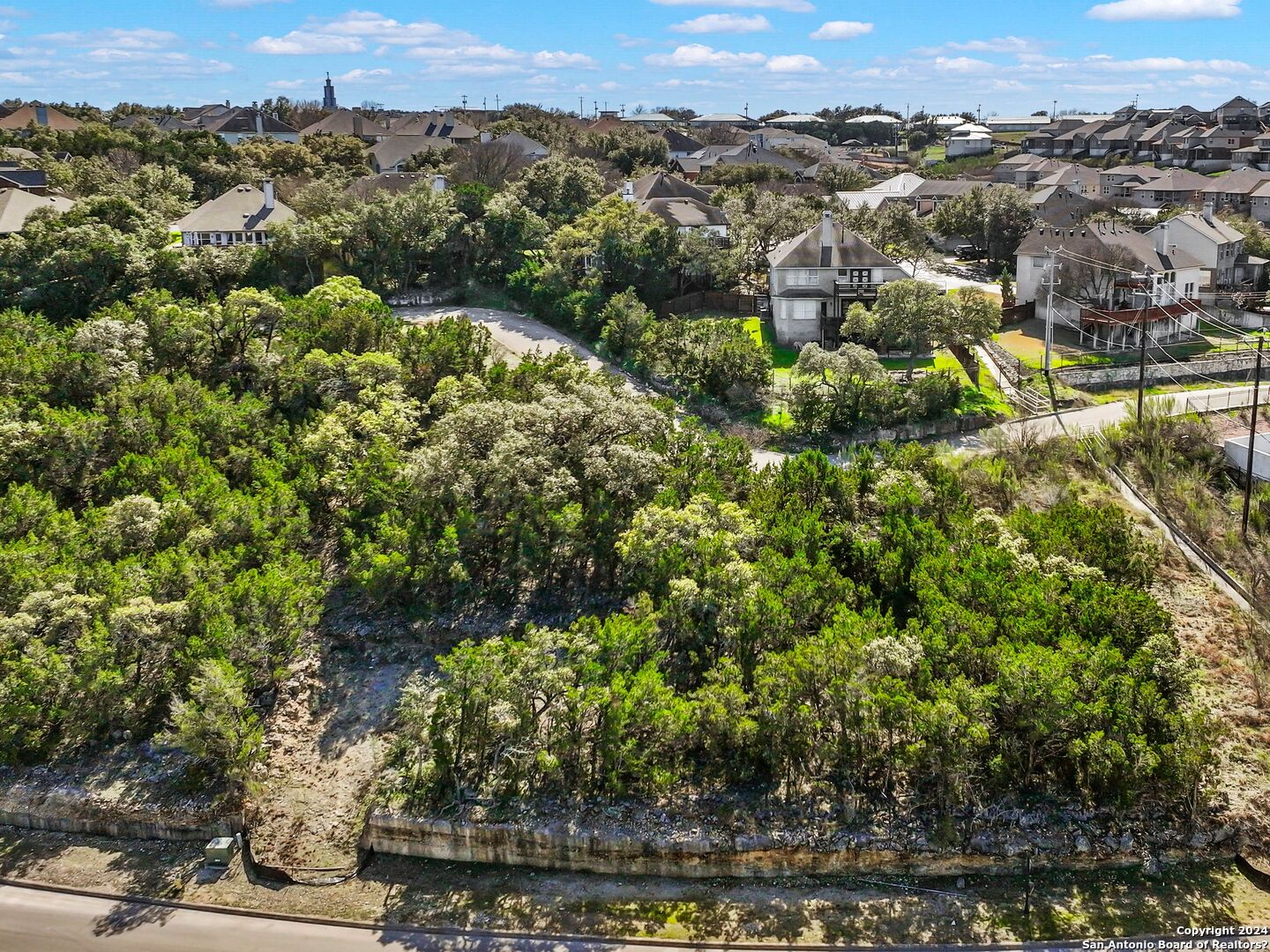 502 WINDING RAVINE