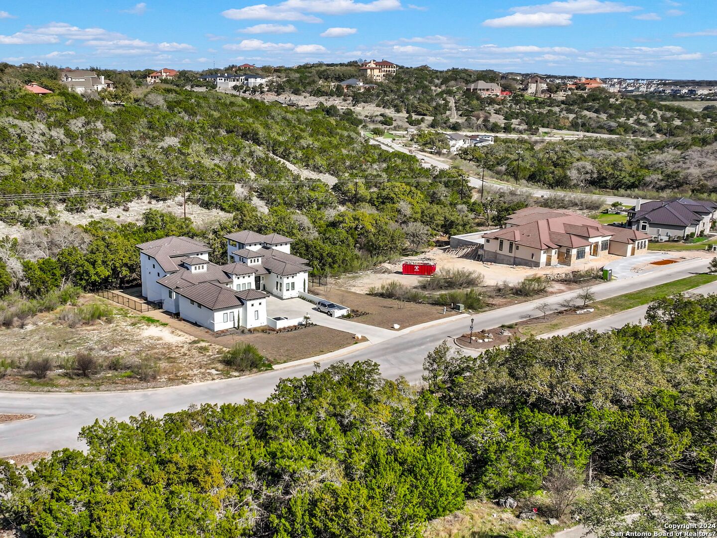 502 WINDING RAVINE